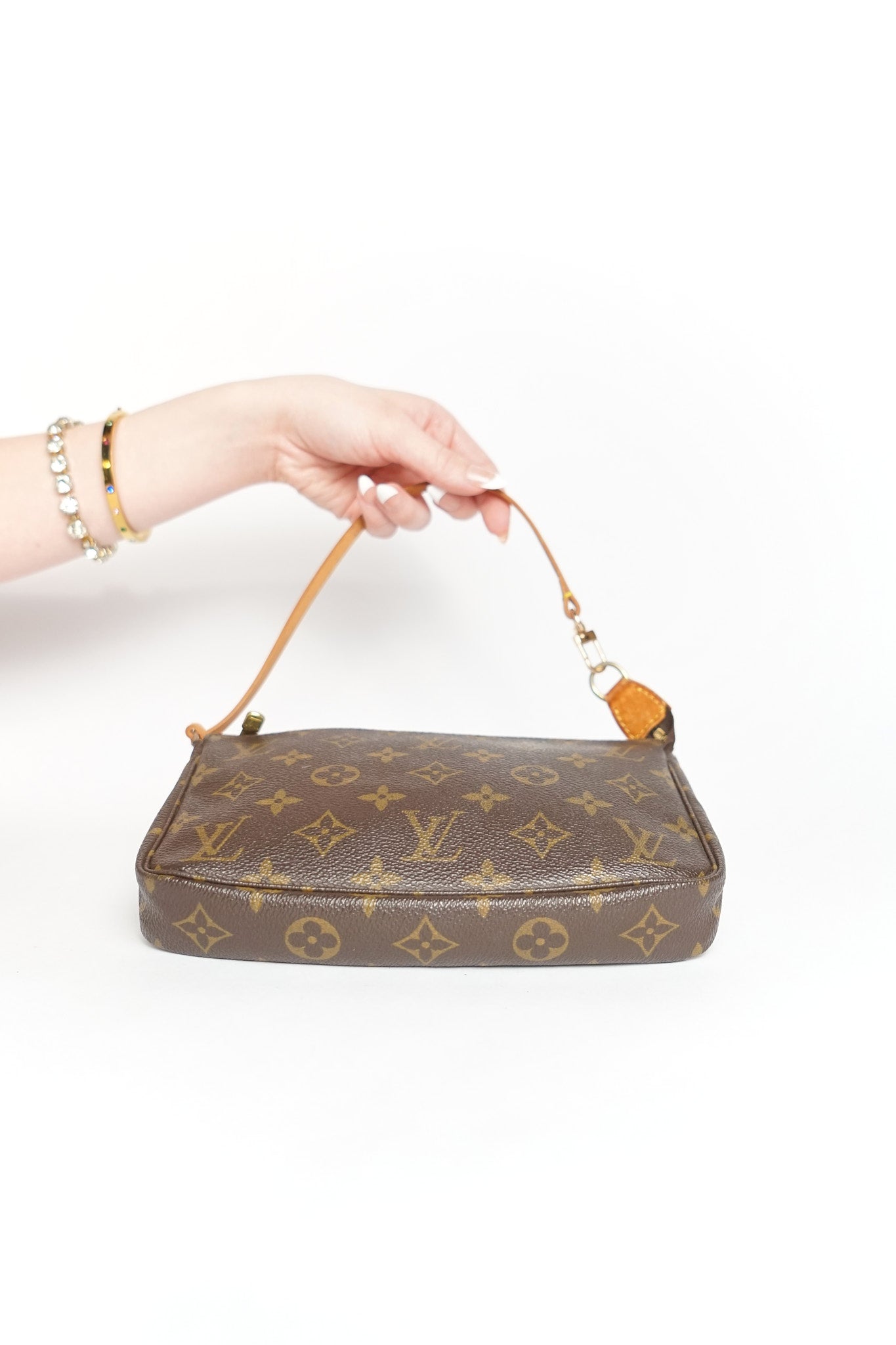 Louis Vuitton Monogram Pochette