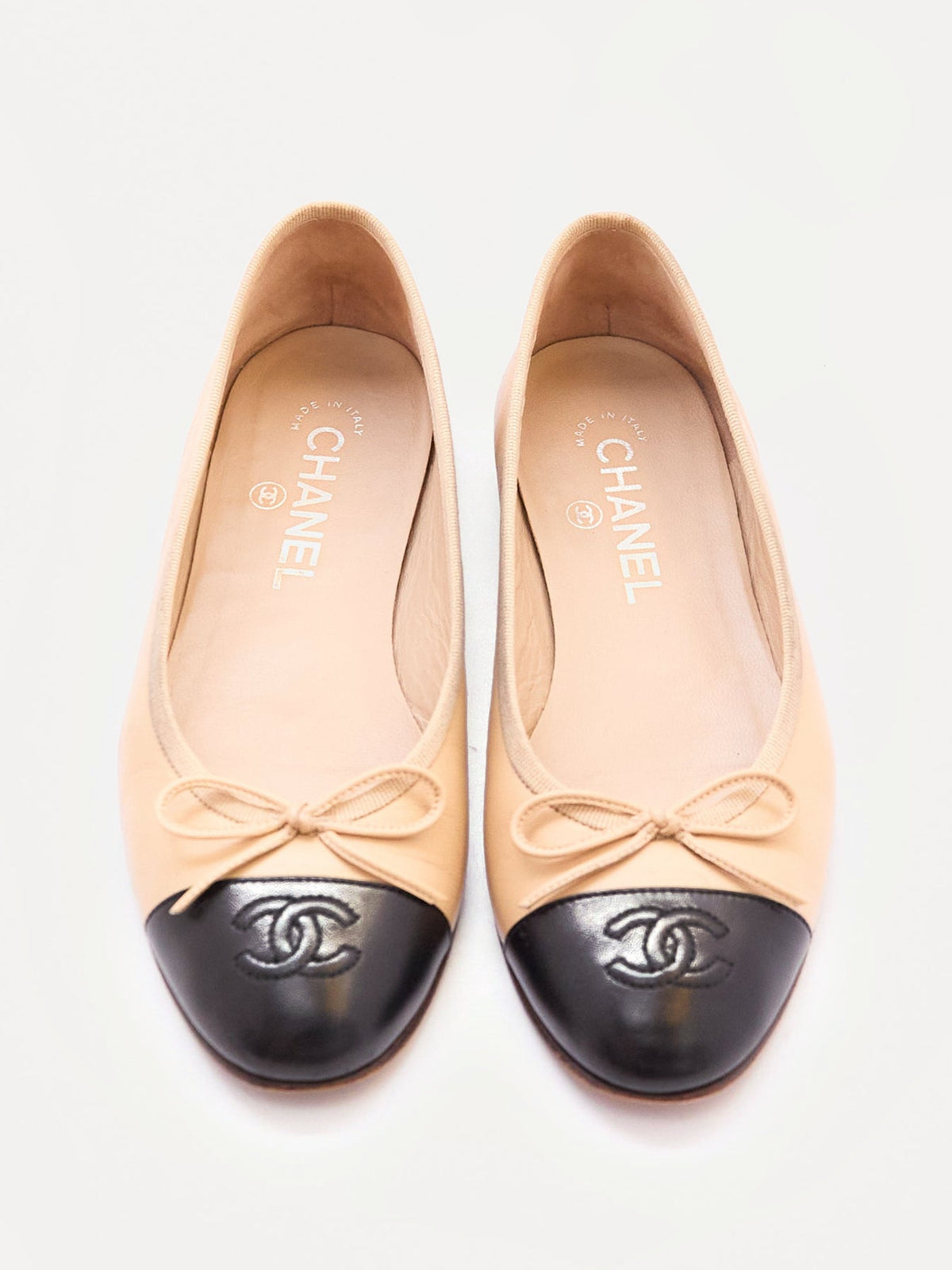 Chanel Beige and Black Leather Cap Toe Flat Size 36