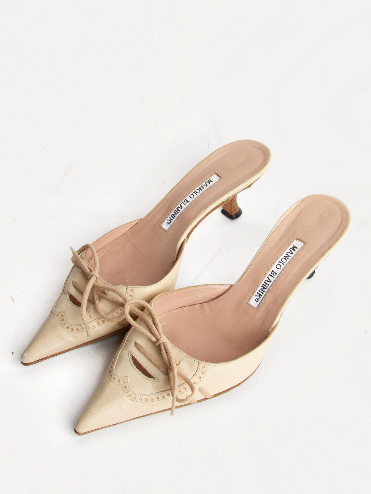 Manolo Blahnik Size 37 Tan Lace Up Bow Mules| Y2K Designer Heels Shoes