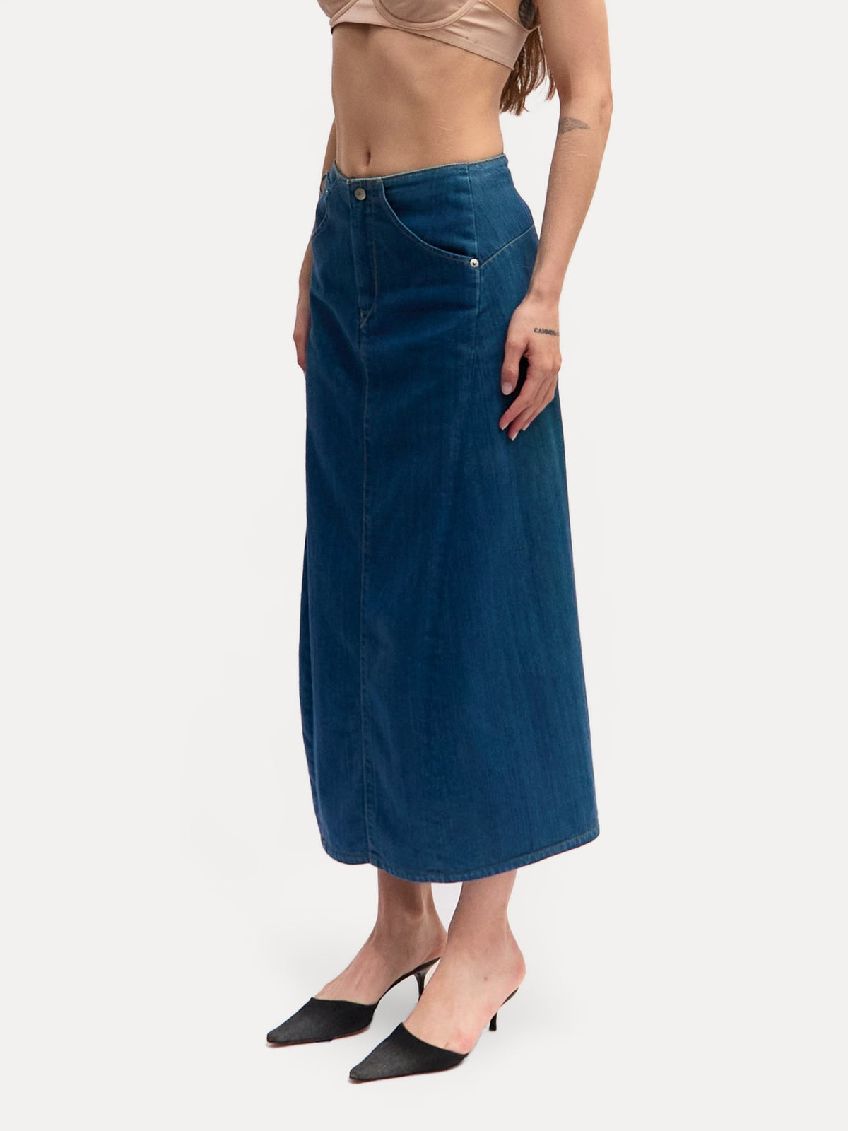 Vintage Levi’s Engineered Buckle Back Skirt W26