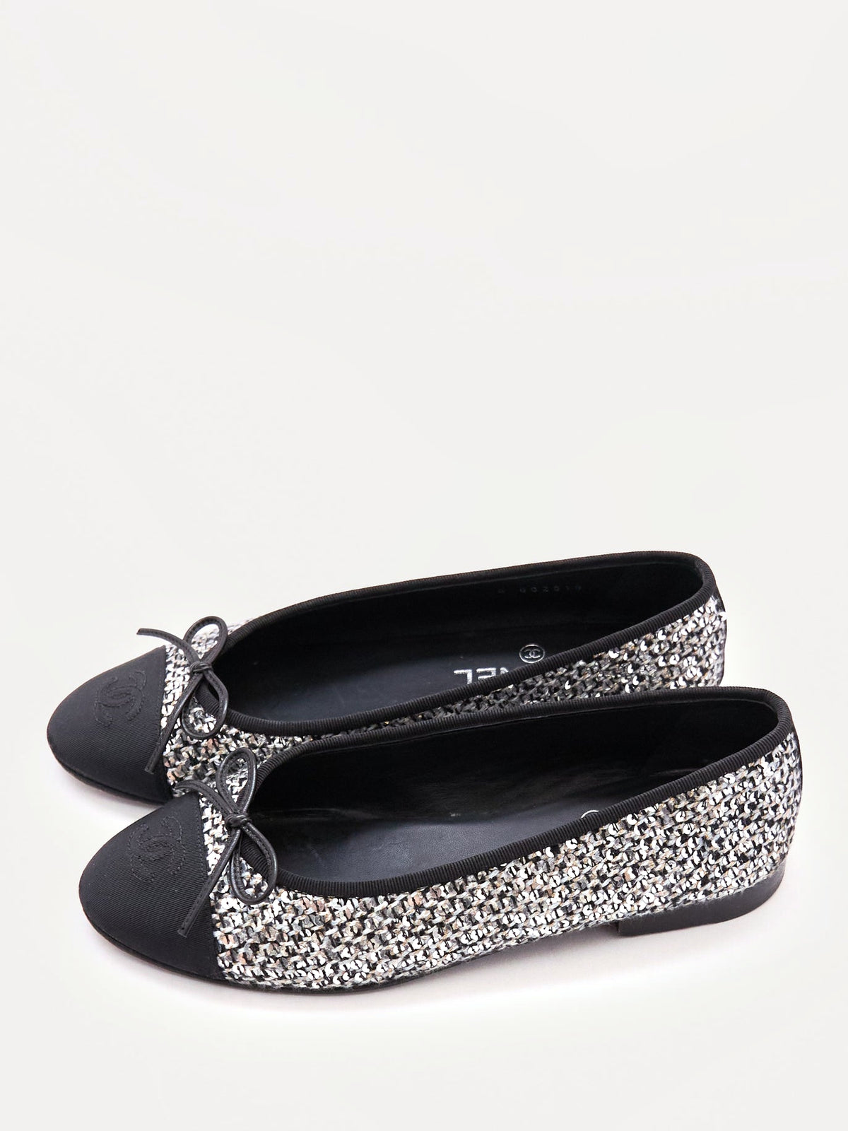 Chanel Black and Silver Sequin Cap Toe Flats Size 37.5