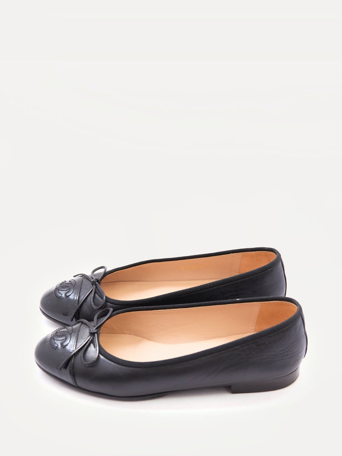 Chanel Black Leather Patent Toe Flats Size 36