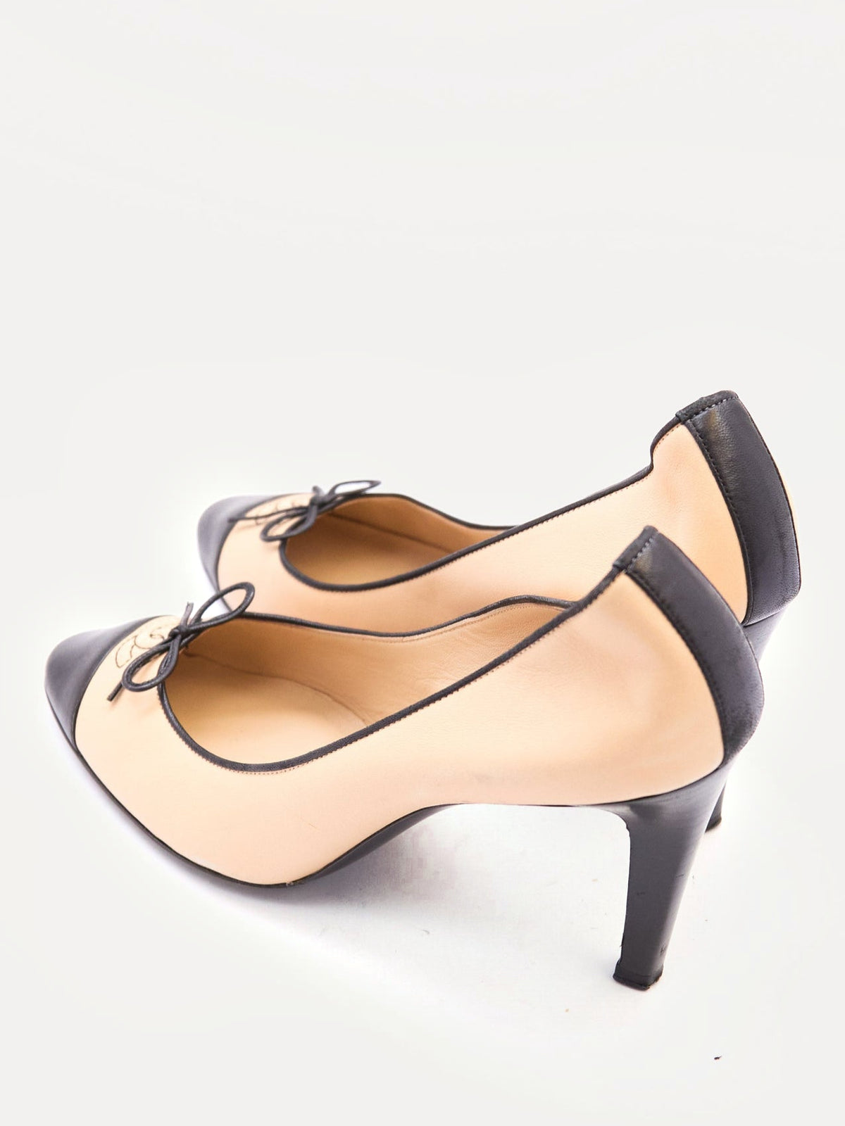 Chanel Nude Black CC Ballet Pumps Size 39