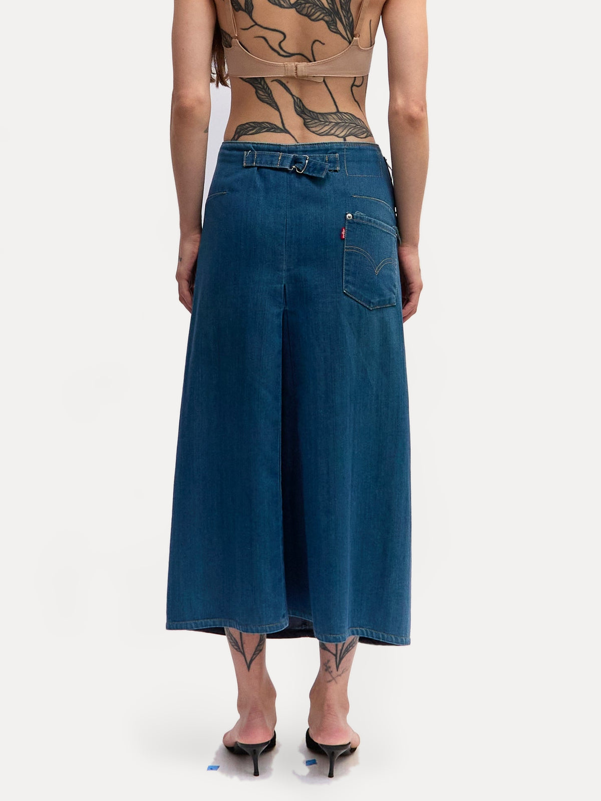 Vintage Levi’s Engineered Buckle Back Skirt W26