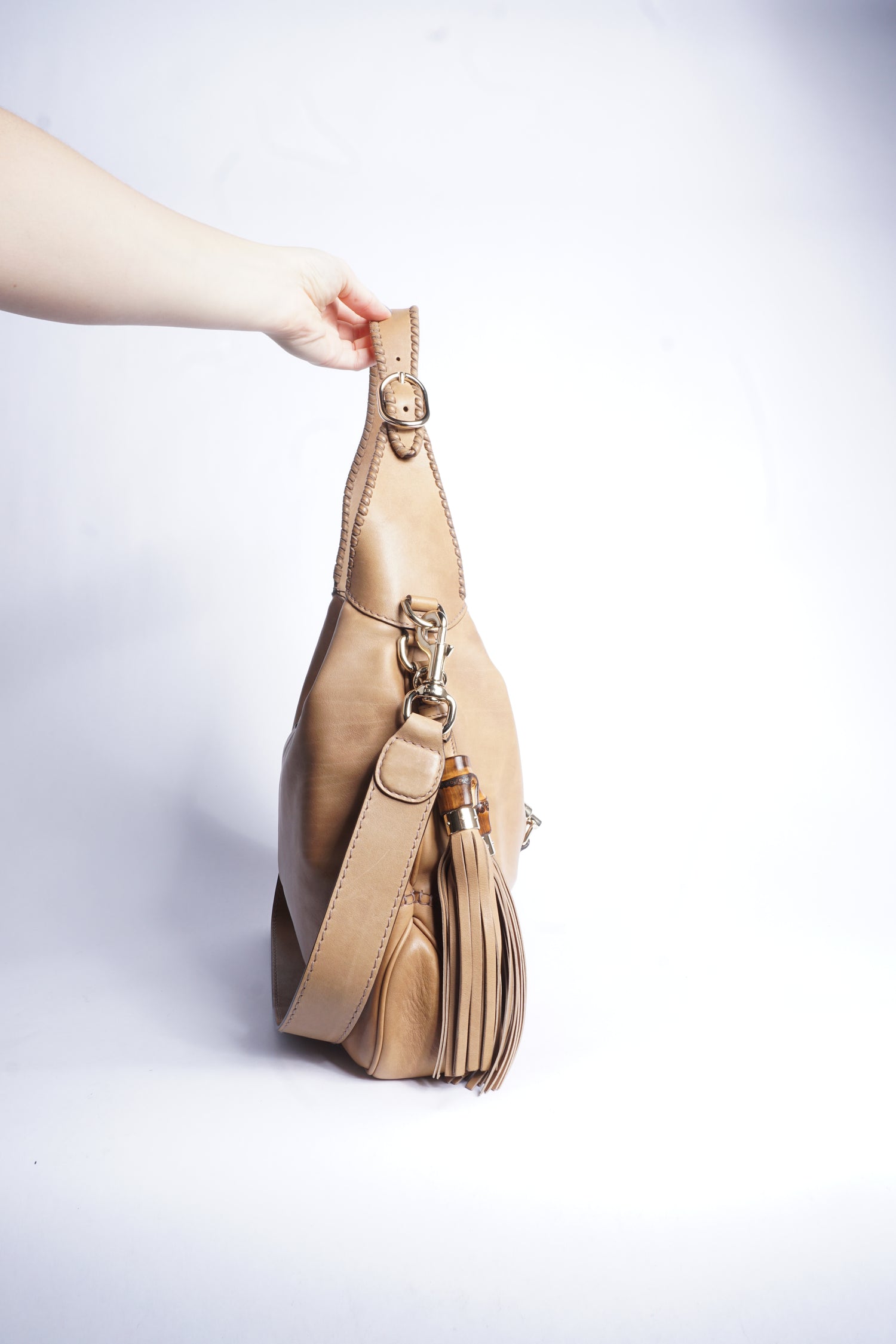 Gucci Tan Leather Piston Lock Jackie