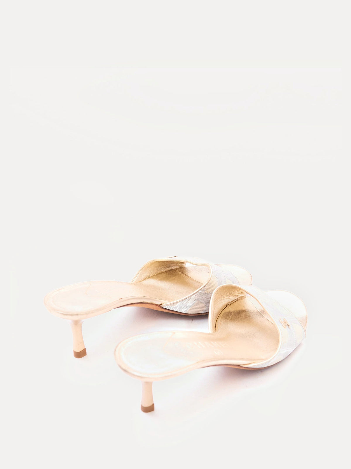 Chanel Gold Canvas Logo Heels Size 37