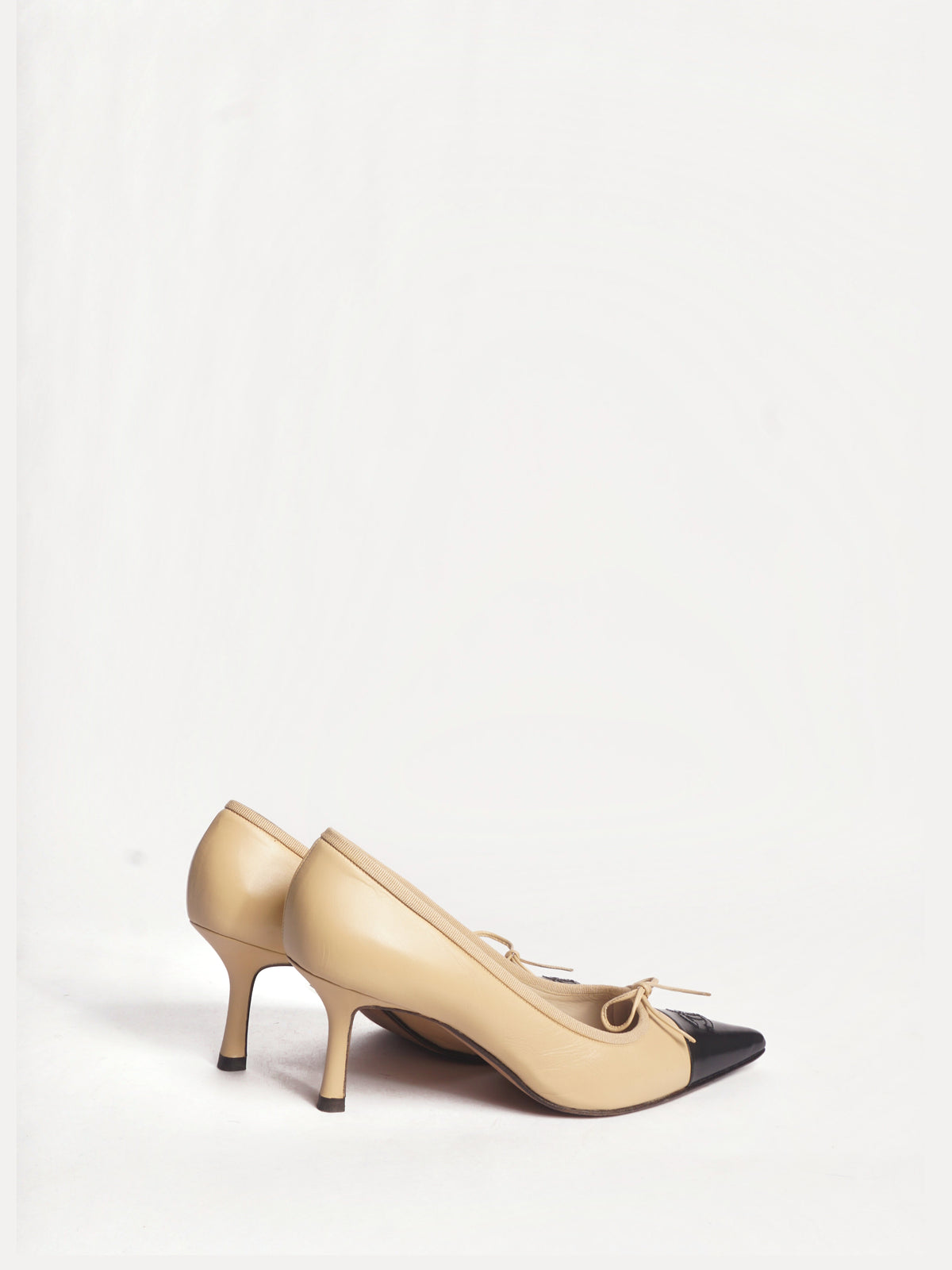 Chanel Tan Pointy Cap Toe Pumps, FR 38.5