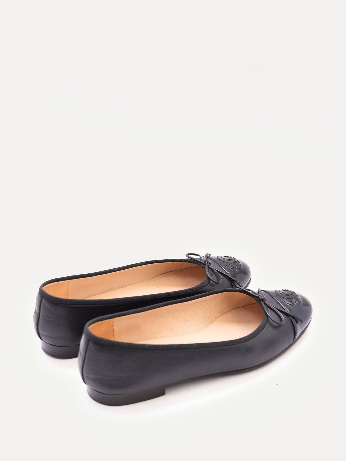 Chanel Black Leather Patent Toe Flats Size 36