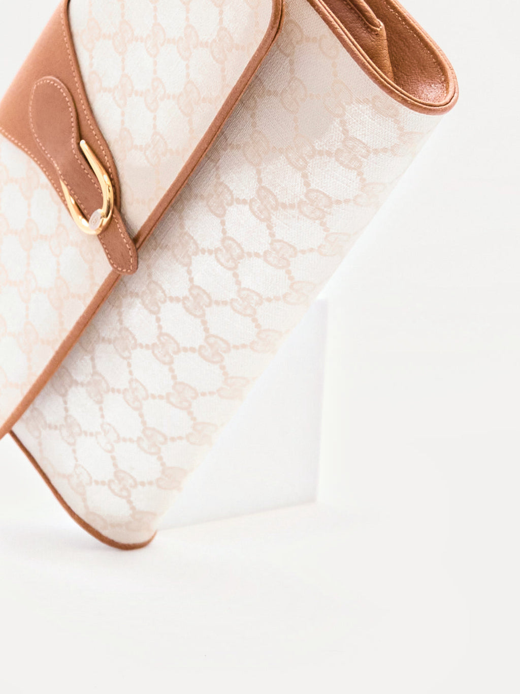90's Gucci White Momogram Clutch