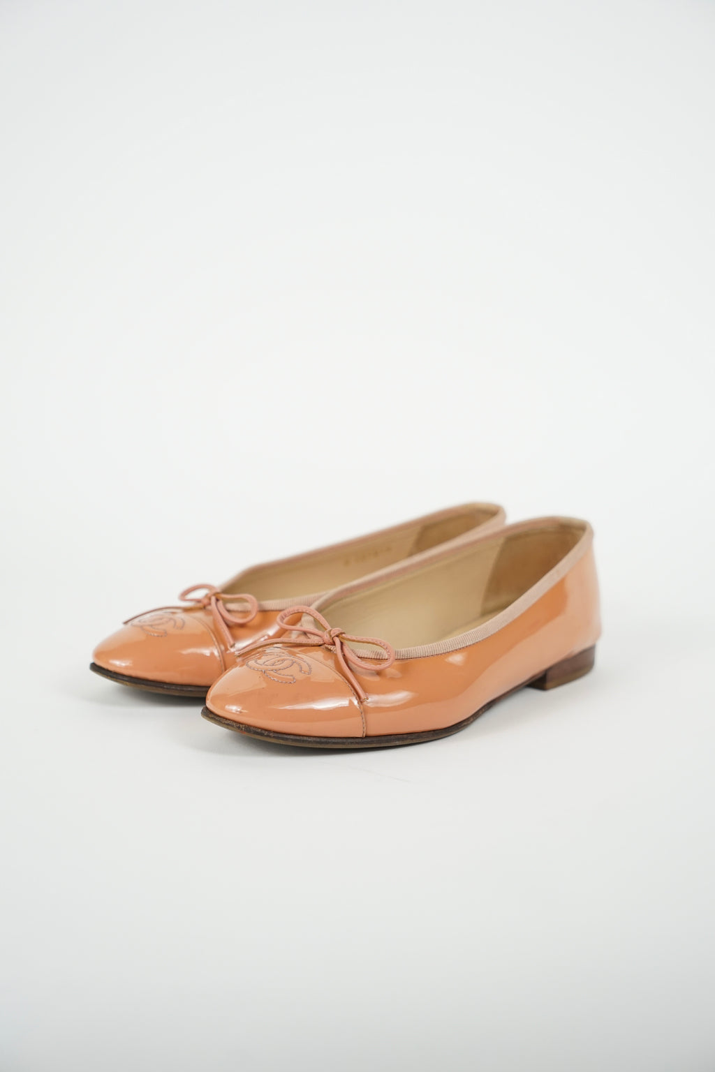 Chanel Pink Patent Leather Ballet Flats, FR 37