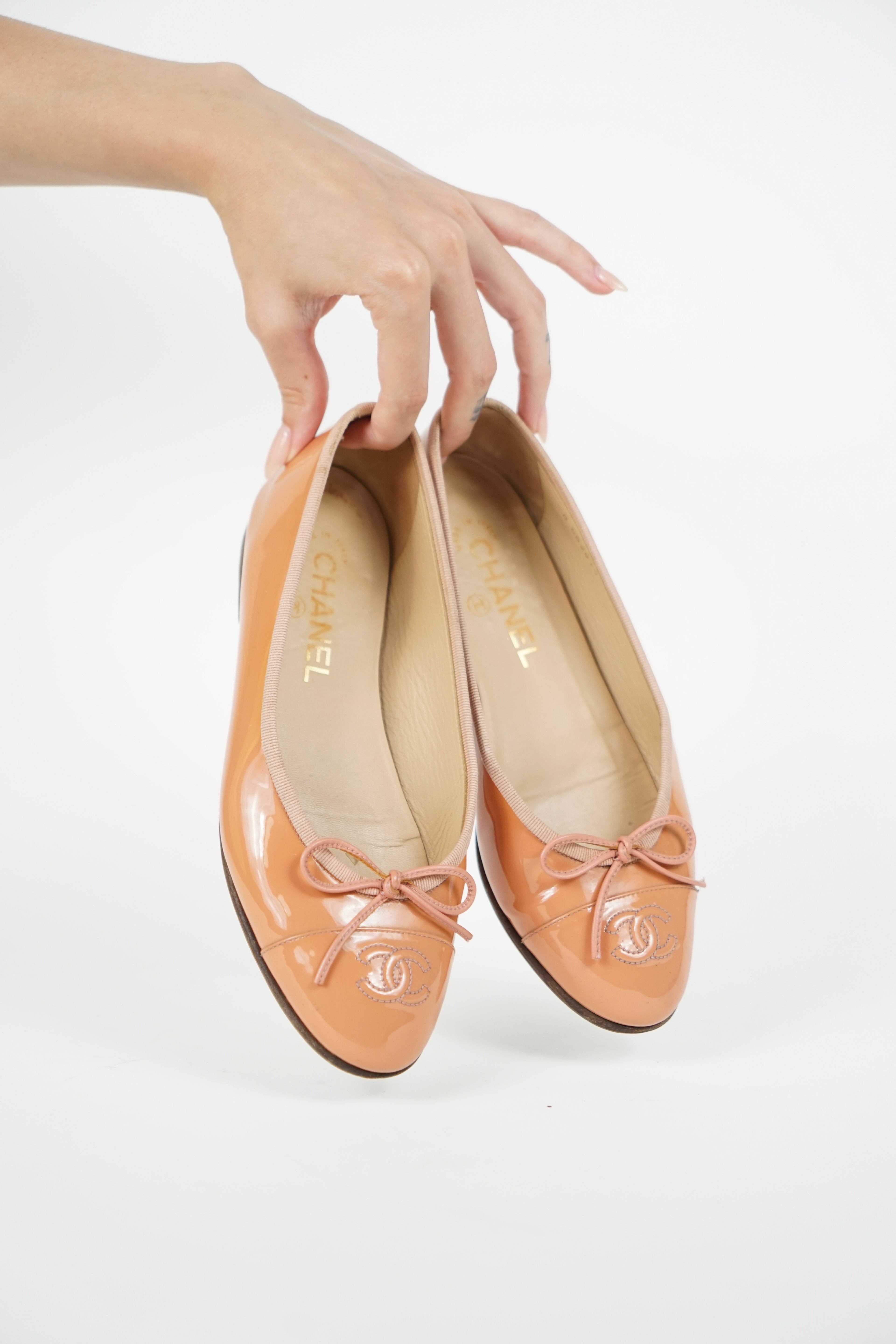 Chanel Pink Patent Leather Ballet Flats, FR 37