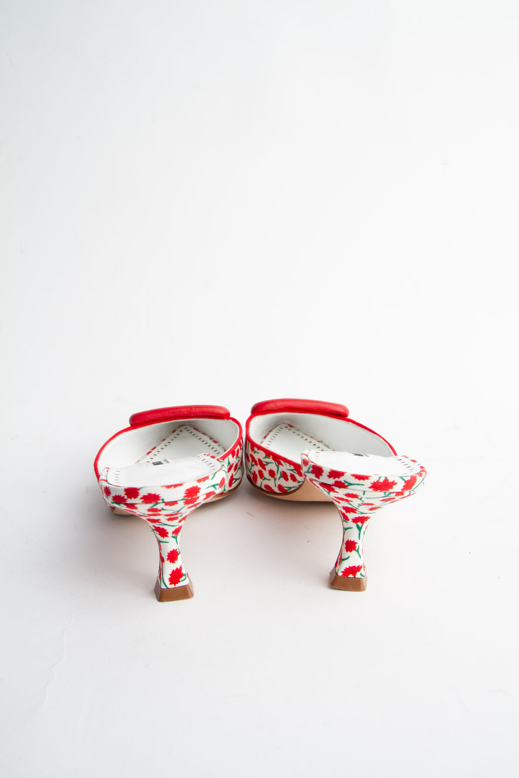 Manolo Blahnik Size 38 Floral Pattern Mules | Y2K Designer Heels Shoes