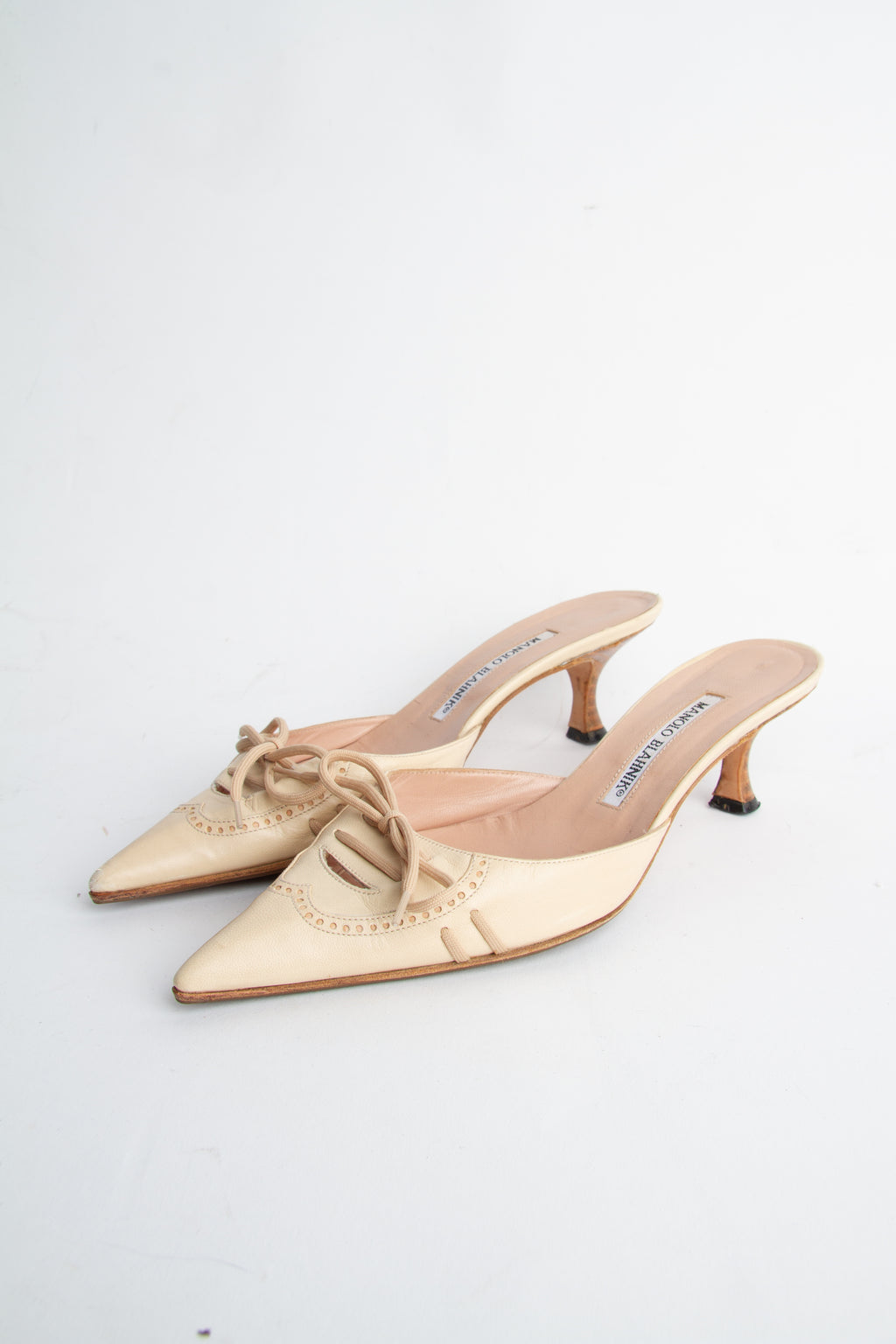 Manolo Blahnik Size 37 Tan Lace Up Bow Mules| Y2K Designer Heels Shoes