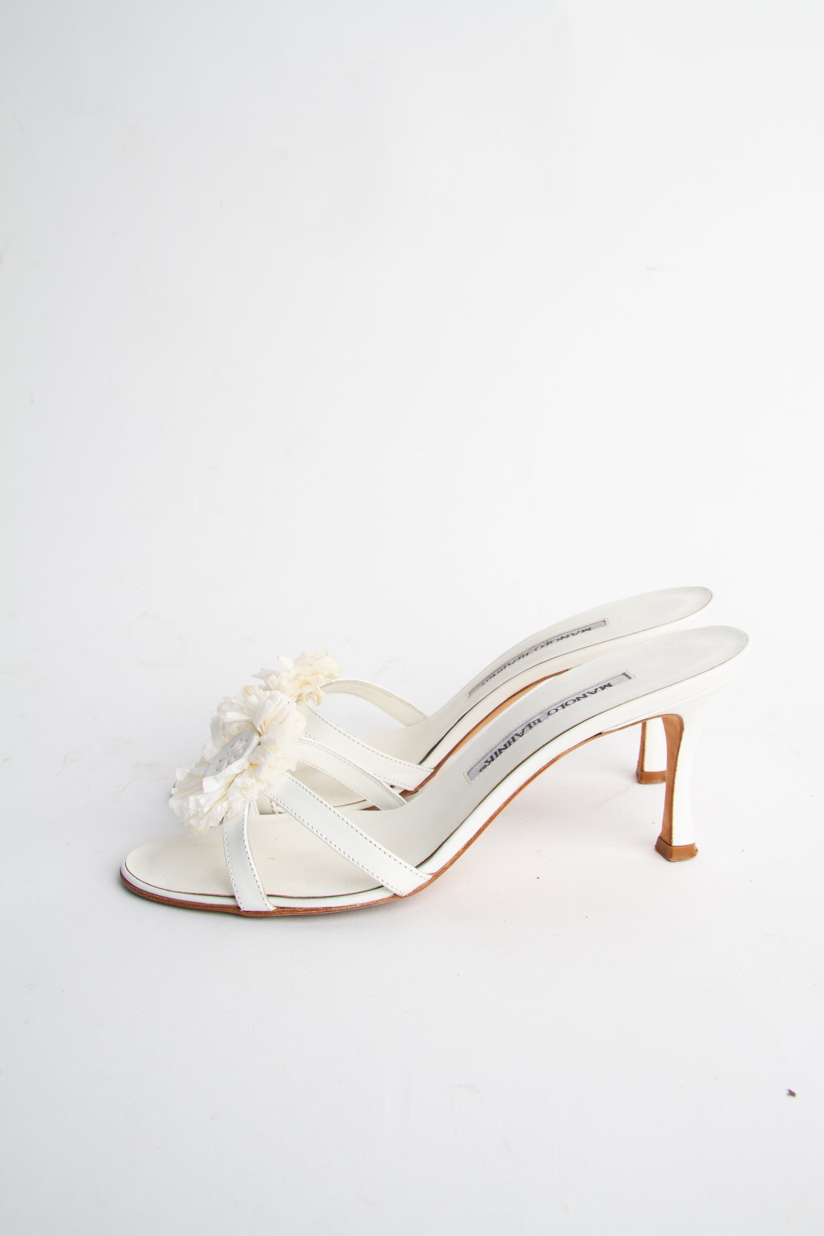 Manolo Blahnik Size 36 White Leather Mules | Y2K Designer Heels Shoes