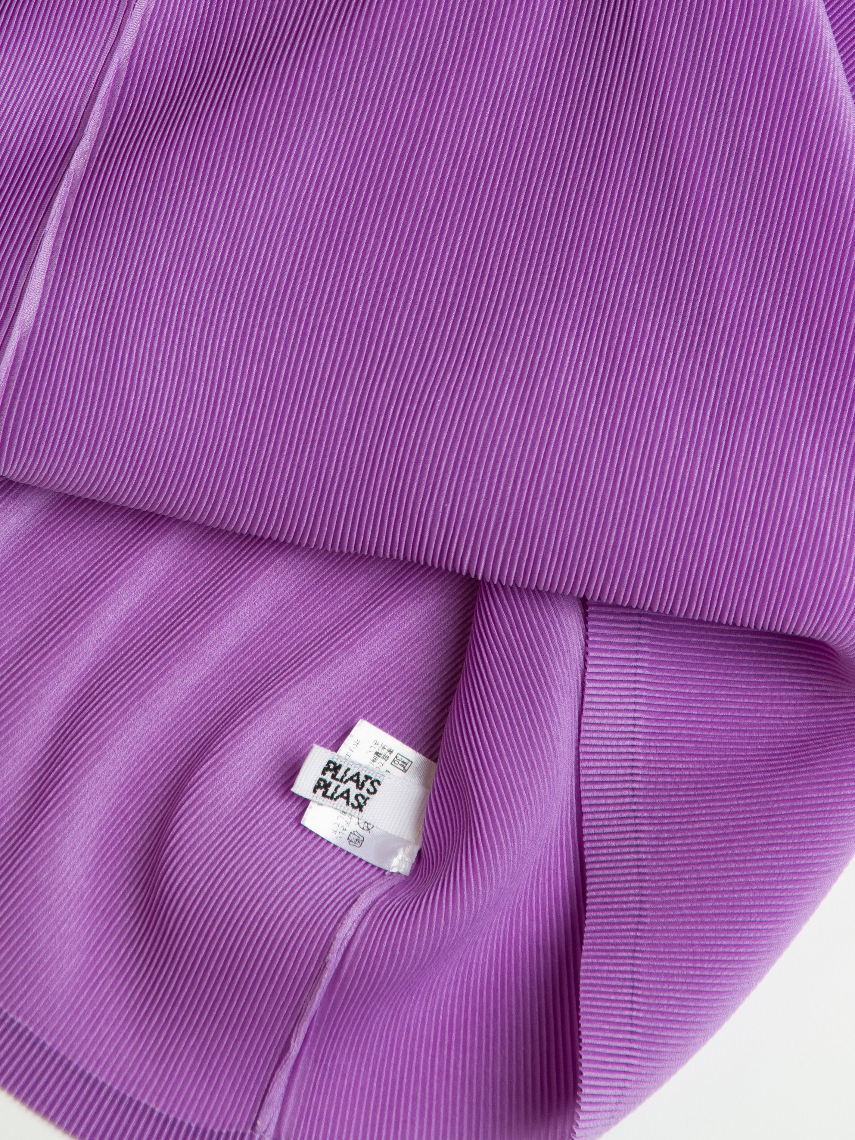 Issey Miyake Pleats Please Purple V Neck Short Sleeve Top Size 2