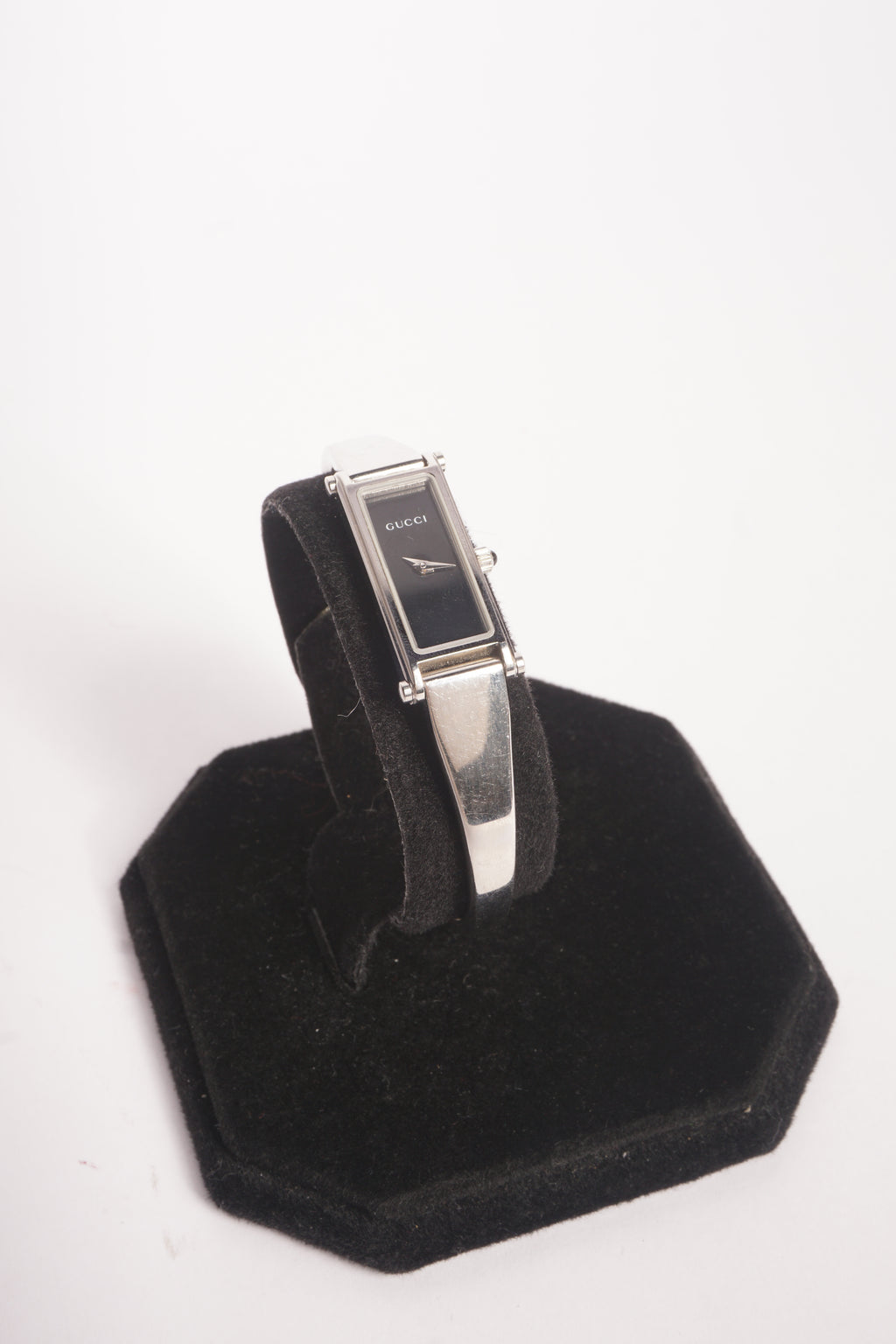 Gucci Silver Black Bangle 1500L Quartz Watch
