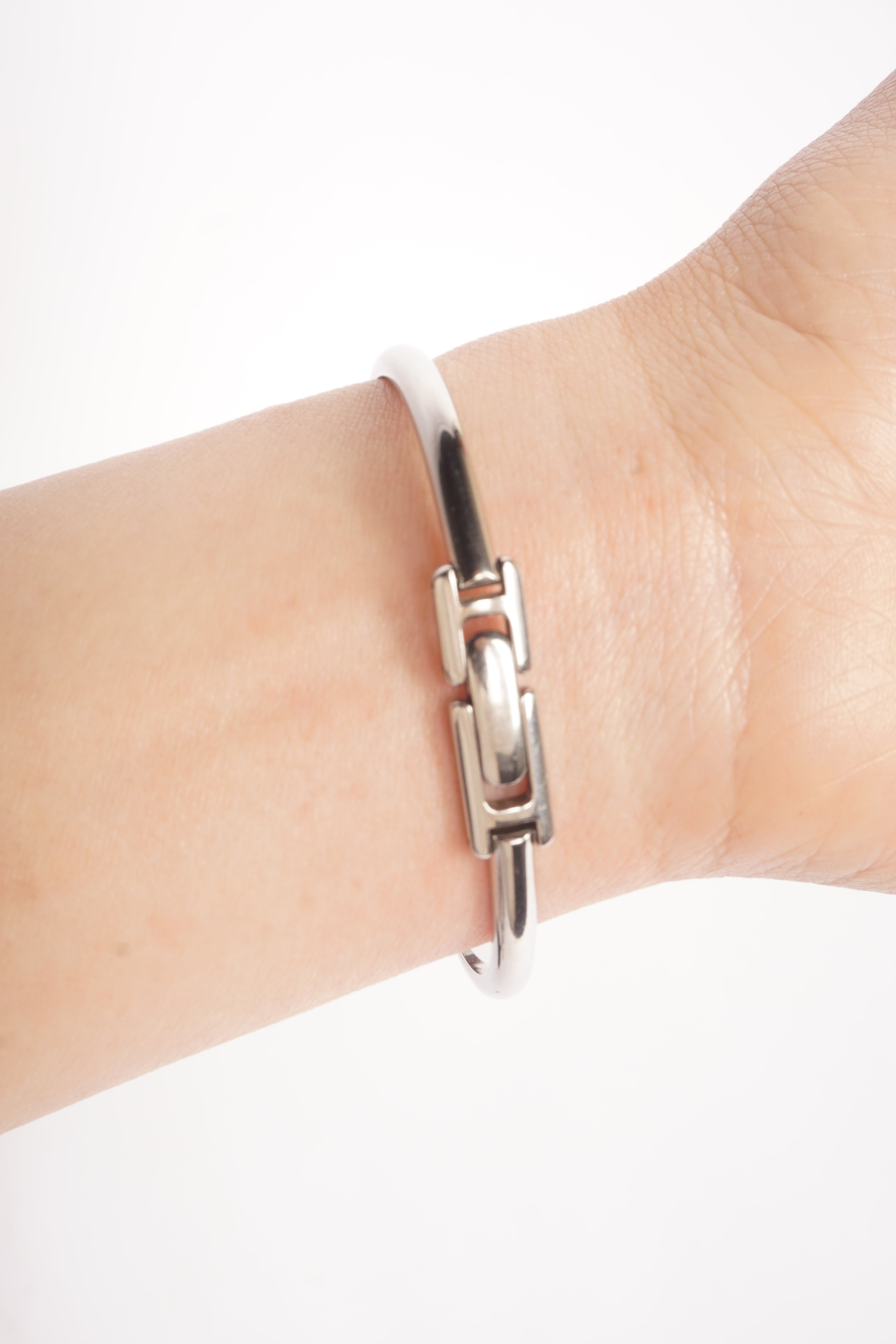 Gucci Square Dial Silver Bangle Watch