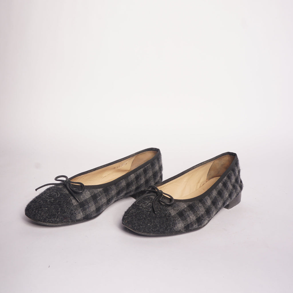 Chanel Grey Tweed Flats