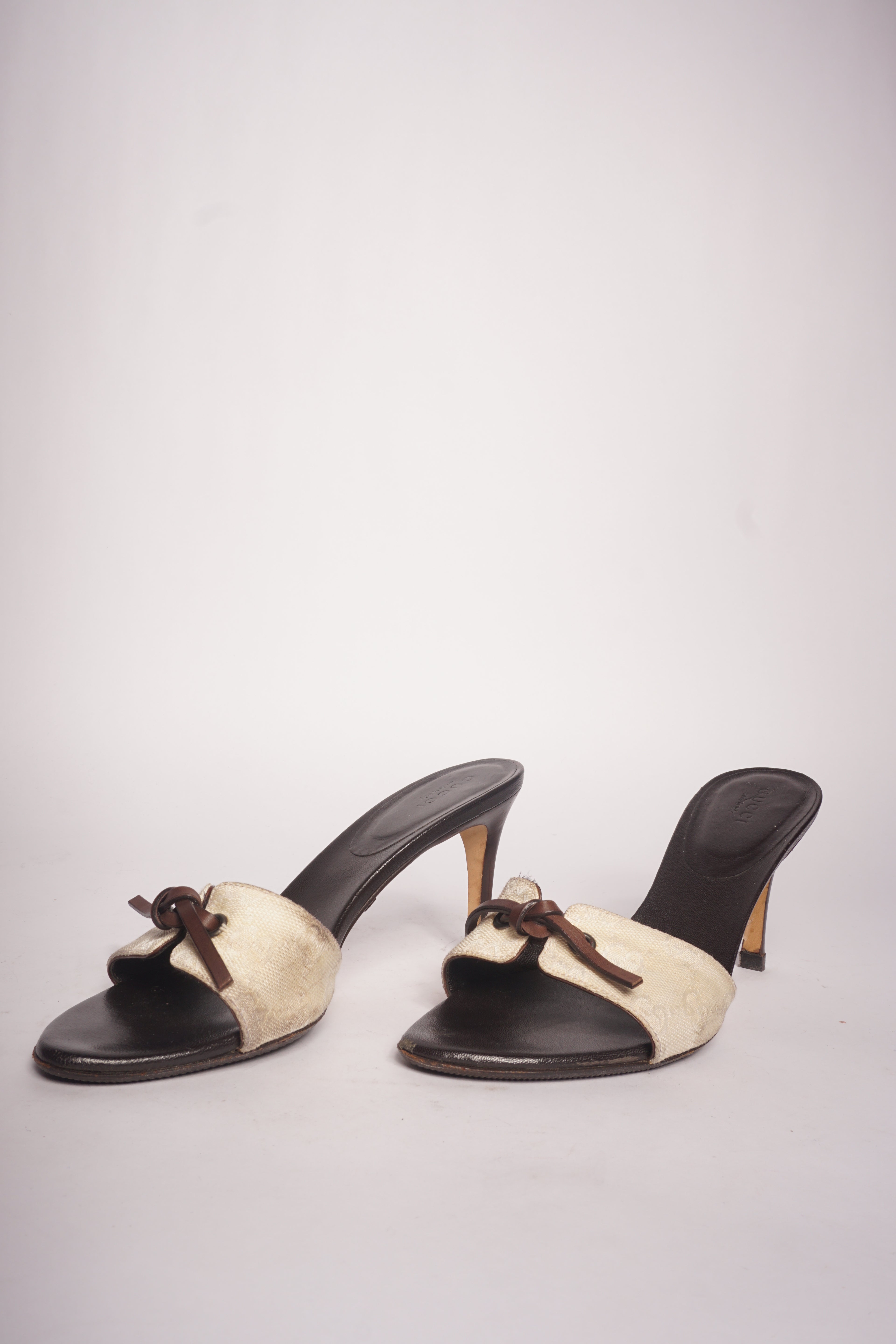 Gucci Canvas Logo Monogram Sandals