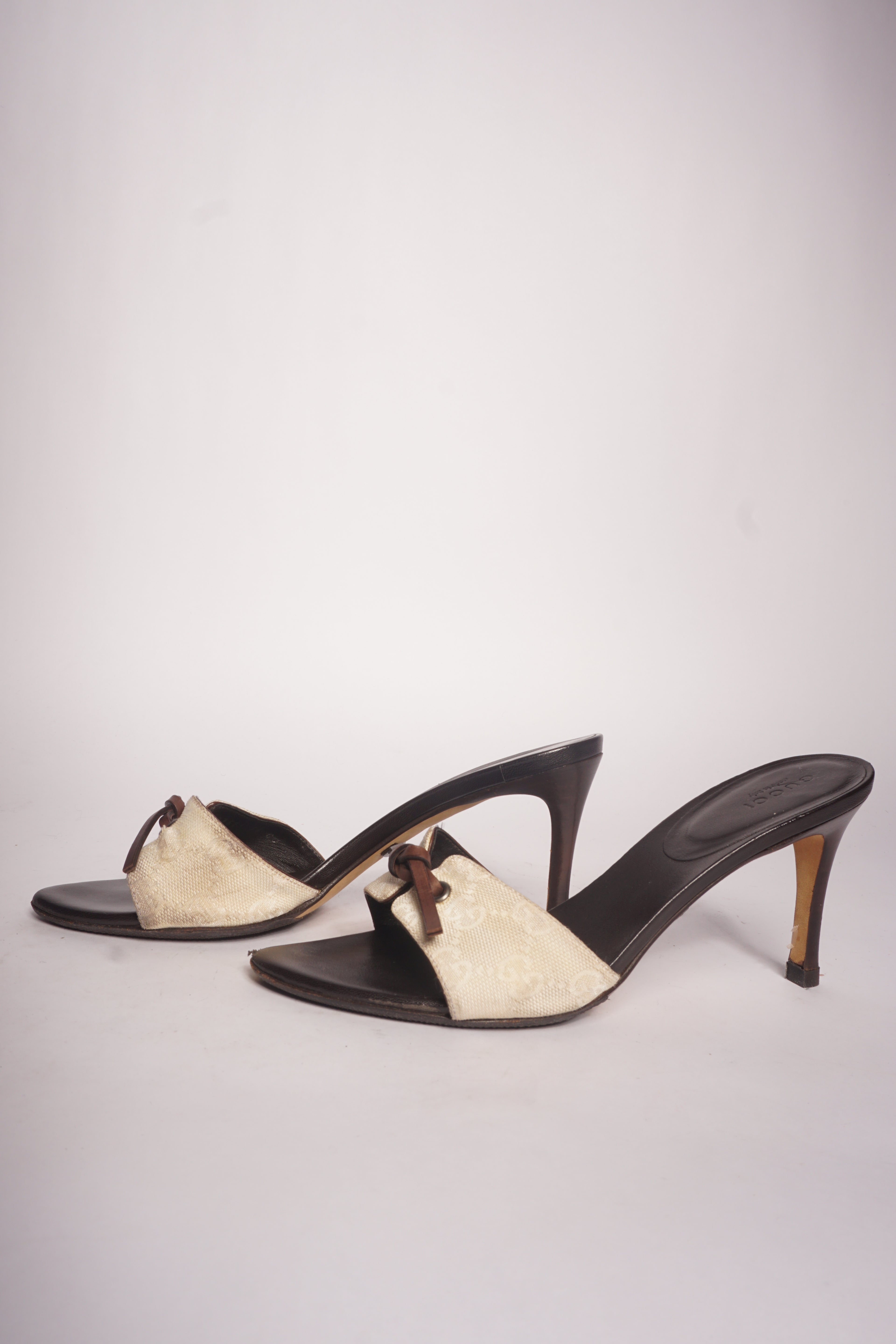 Gucci Canvas Logo Monogram Sandals