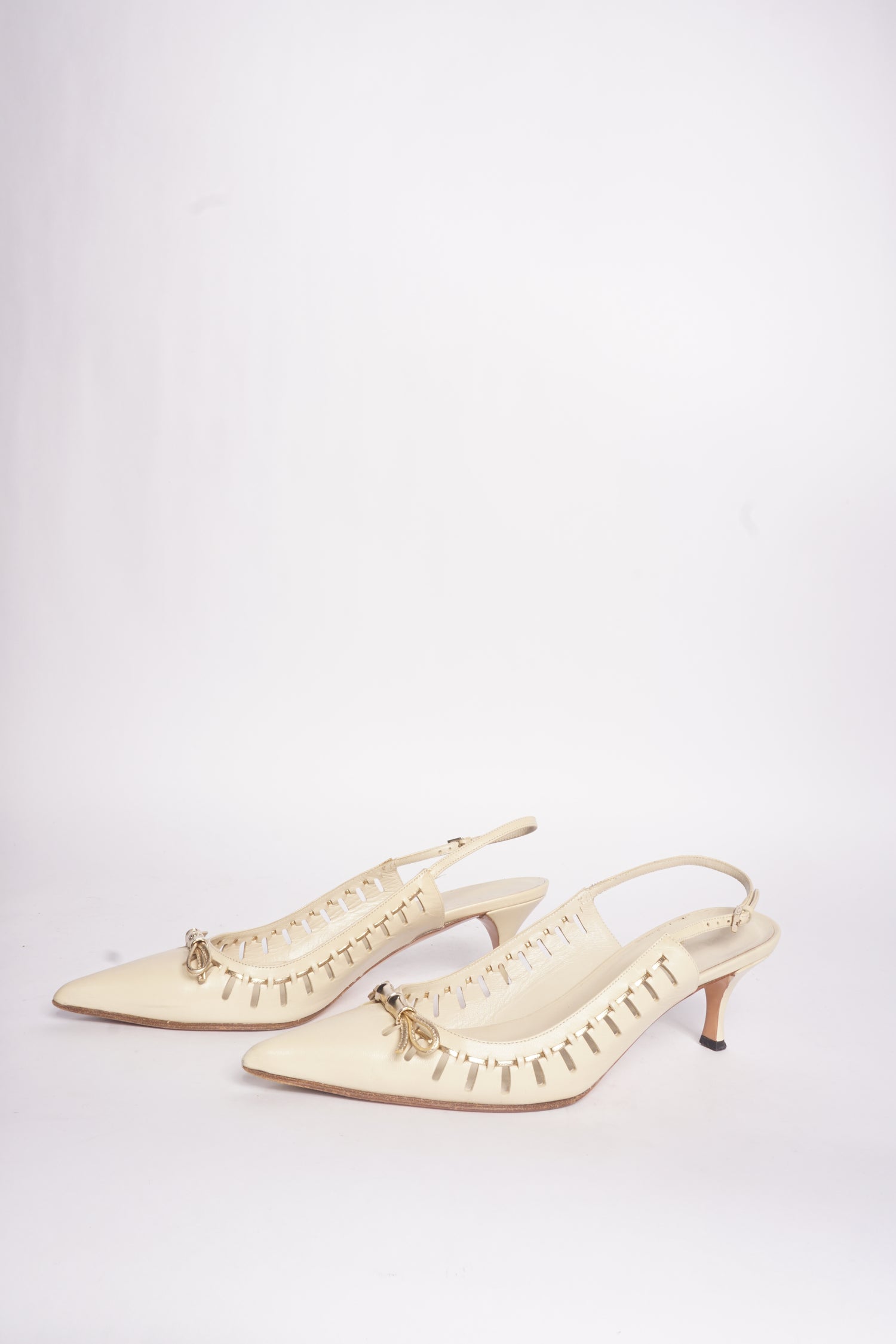 Gucci Leather Pointed Toe Kitten Heels w/ Gold Bows