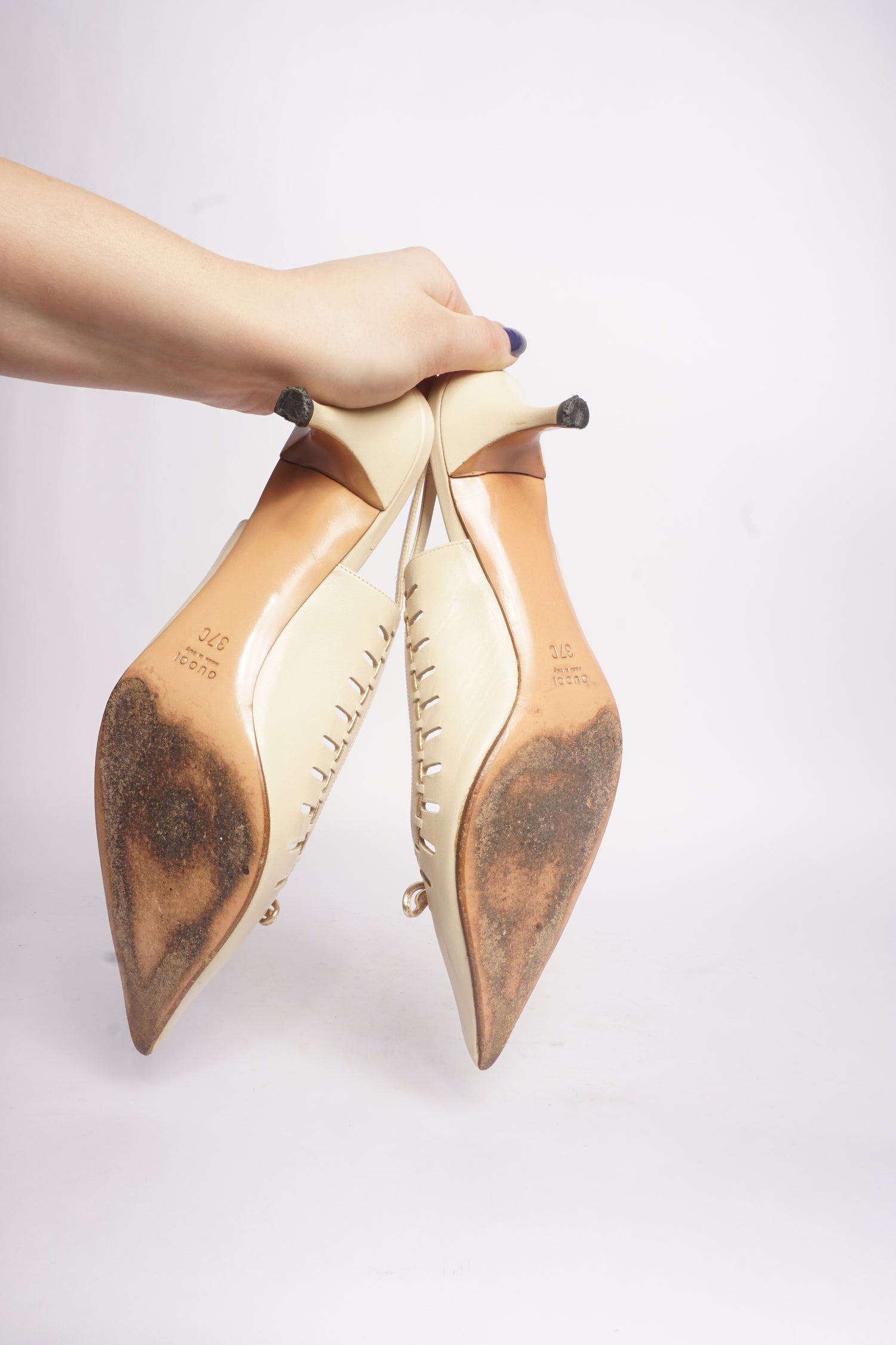 Gucci Leather Pointed Toe Kitten Heels w/ Gold Bows