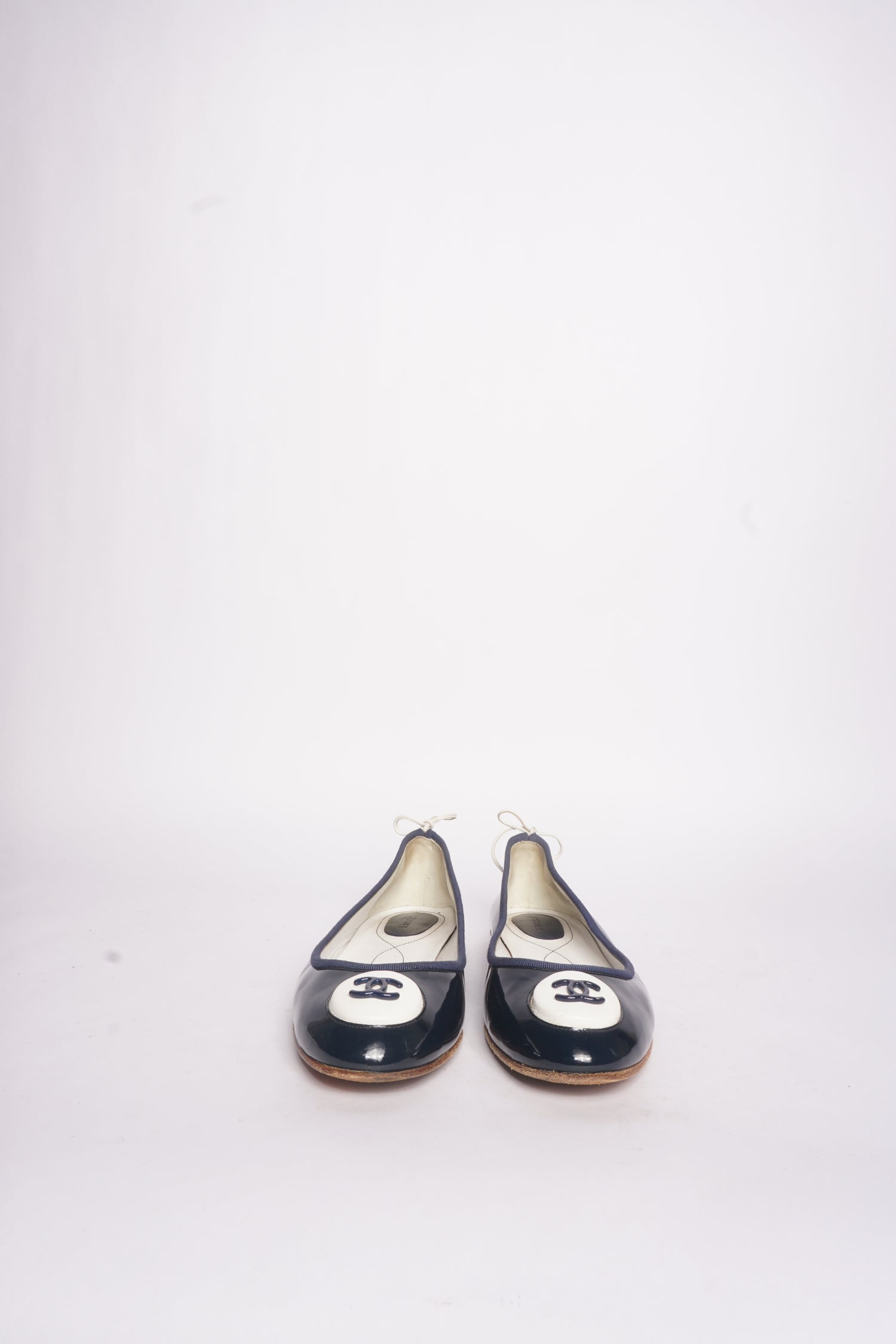 00's Chanel Navy CC Logo Flats