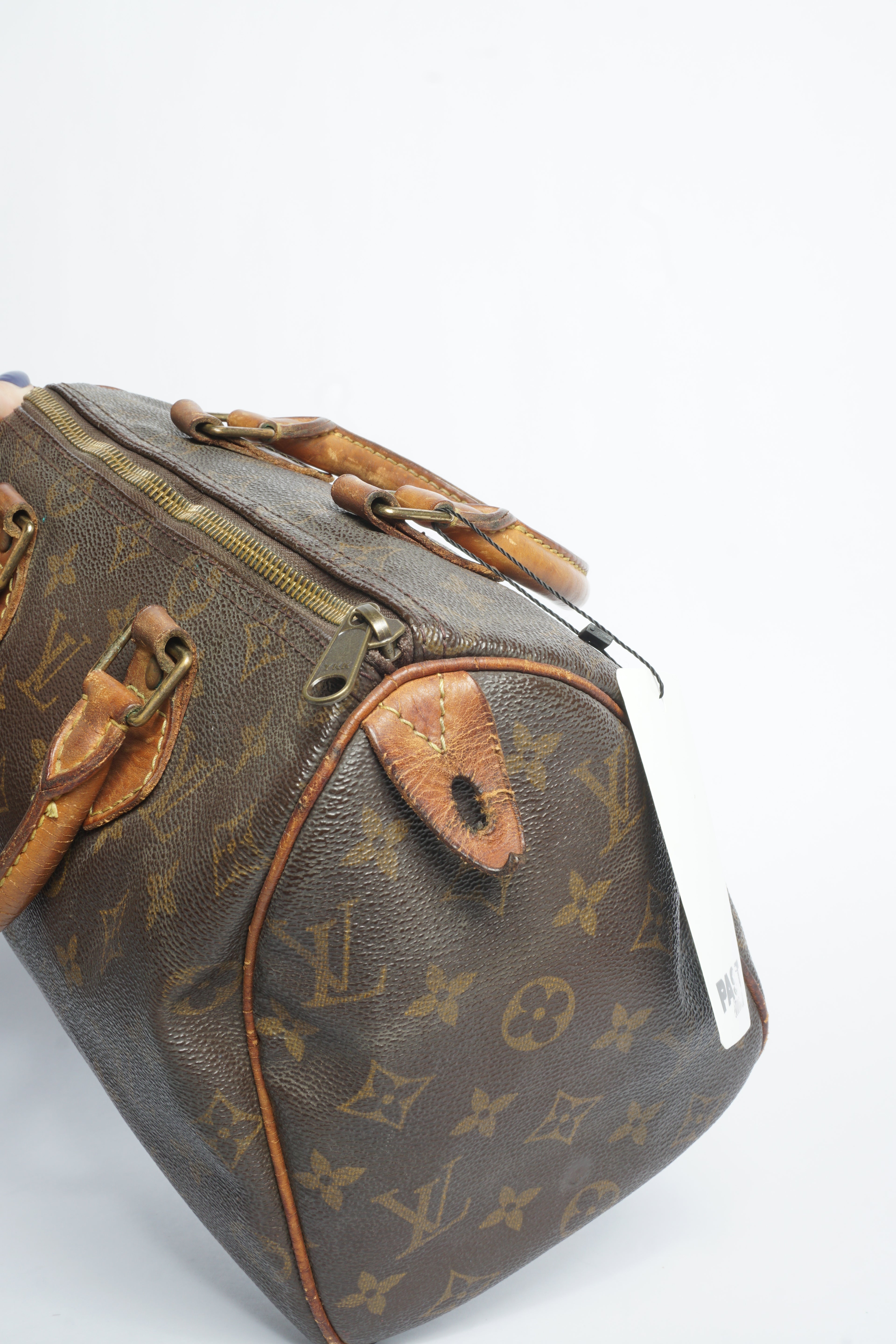 Louis Vuitton Monogram Speedy 25