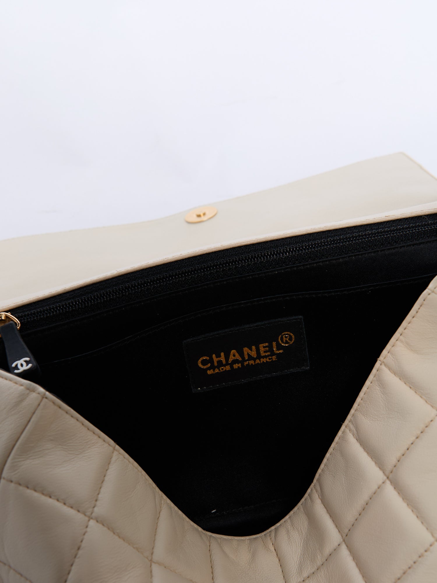 Chanel Beige Chocolate Bar Star CC Crossbody