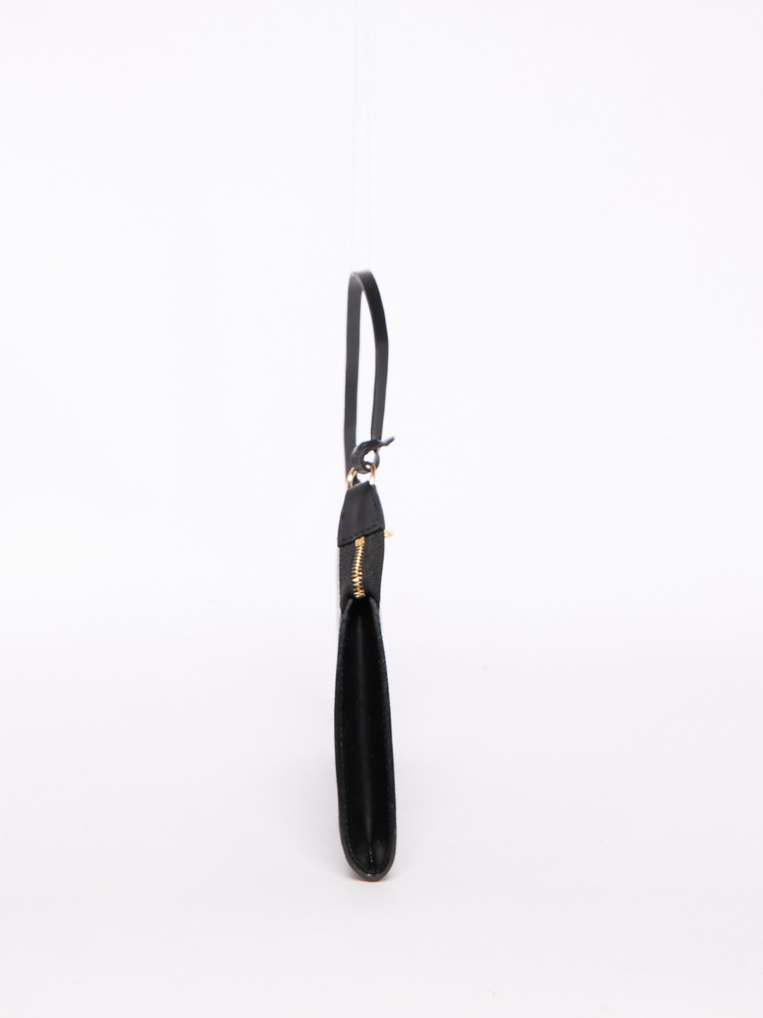 Louis Vuitton Black Epi Pochette