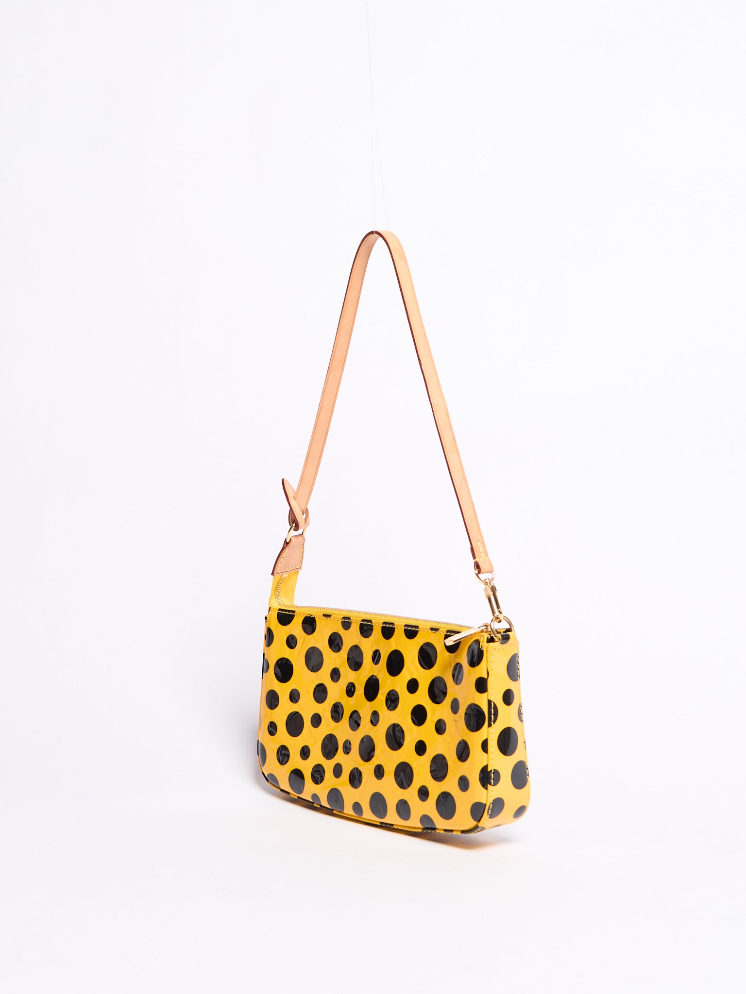 Louis Vuitton Yayoi Kusama Vernis Dot Pochette