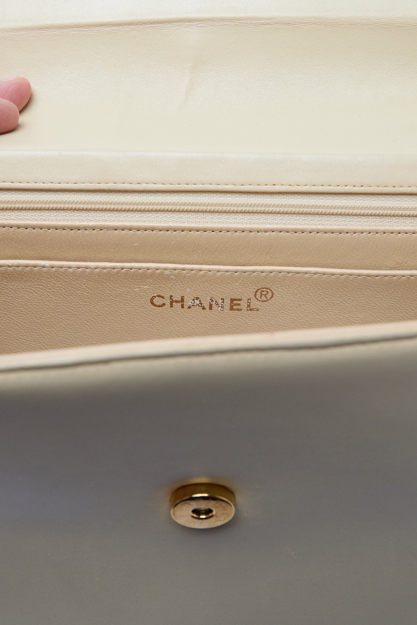 90’s Chanel Beige CC Chain Handbag 24K Gold Hardware