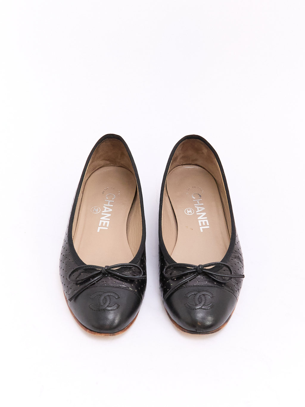 Chanel Black Lambskin Perforated CC Cap Toe Ballet Flat 35.5