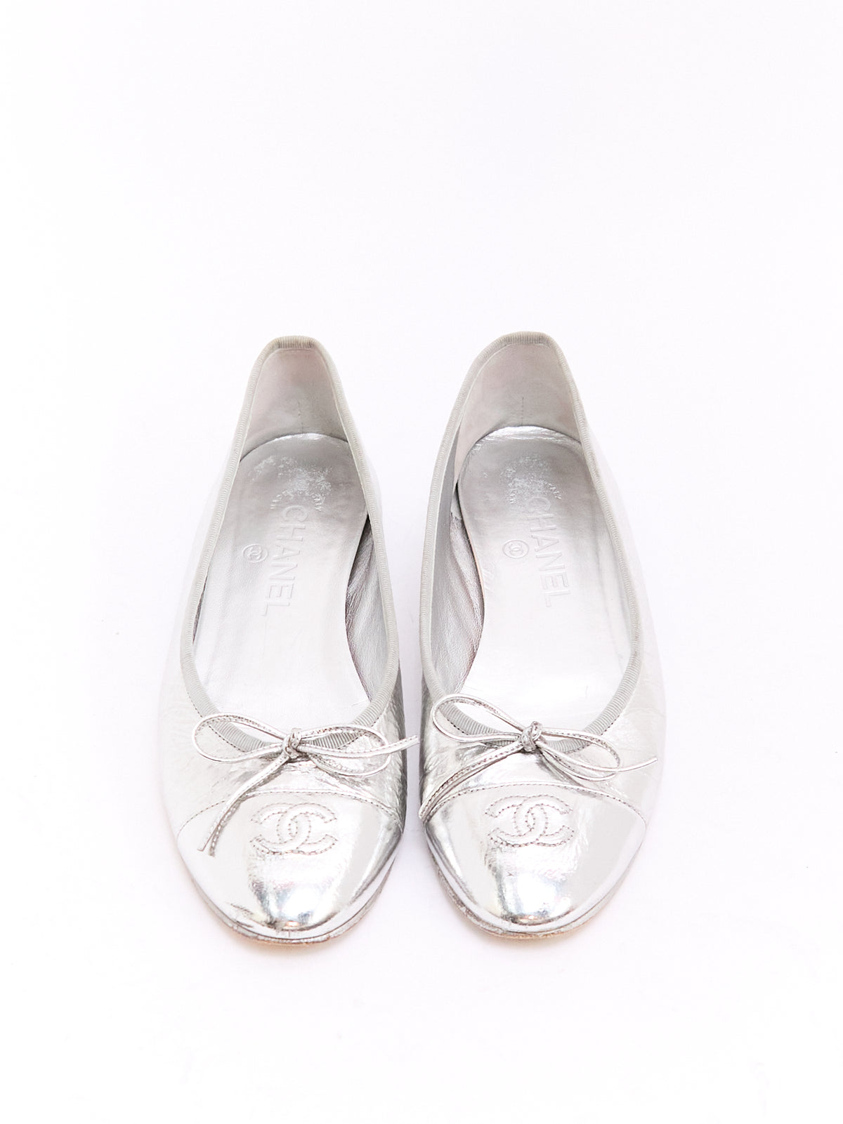 Chanel Silver Patent CC Cap Toe Ballet Flat 38