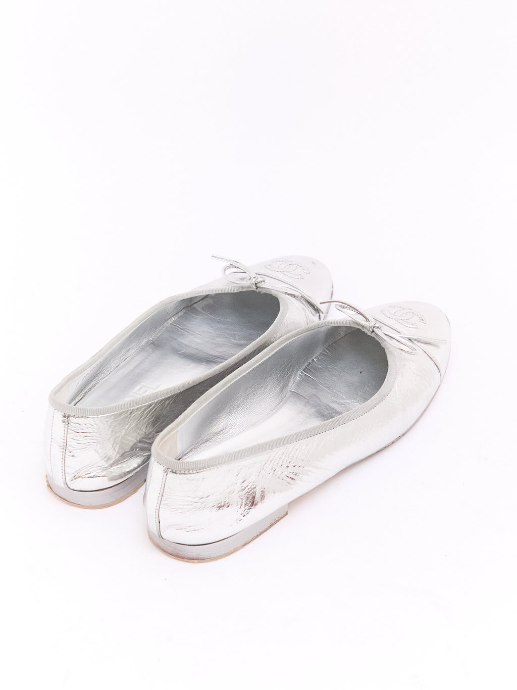 Chanel Silver Patent CC Cap Toe Ballet Flat 38