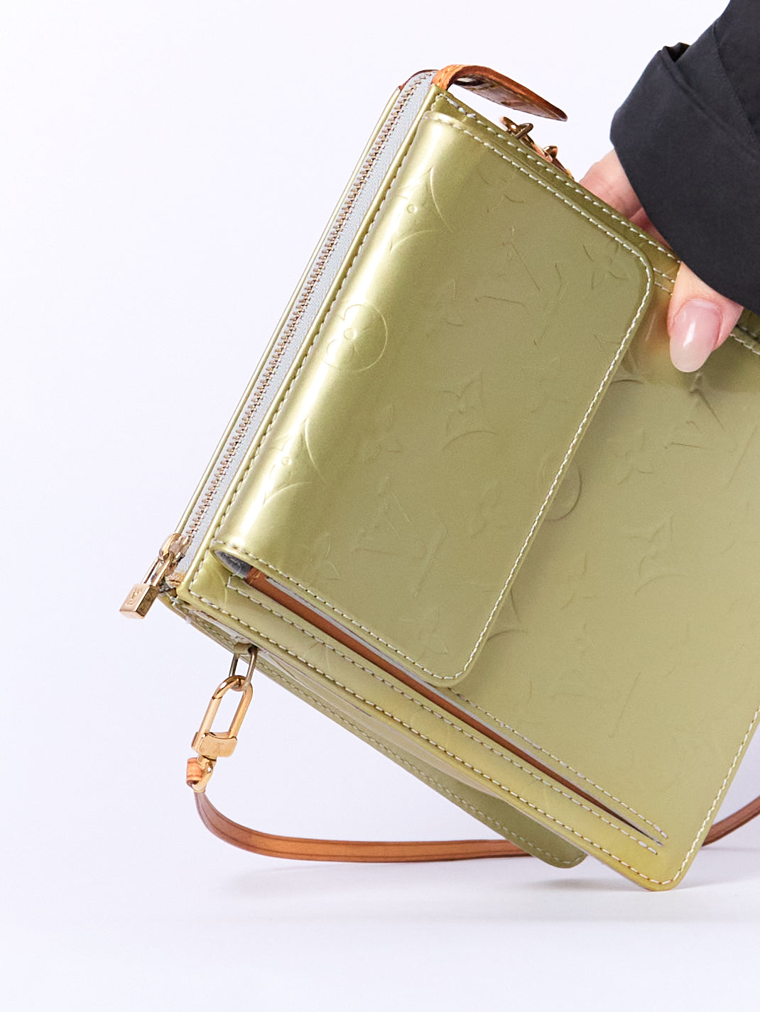 Louis Vuitton Green Vernis Shoulder Pochette