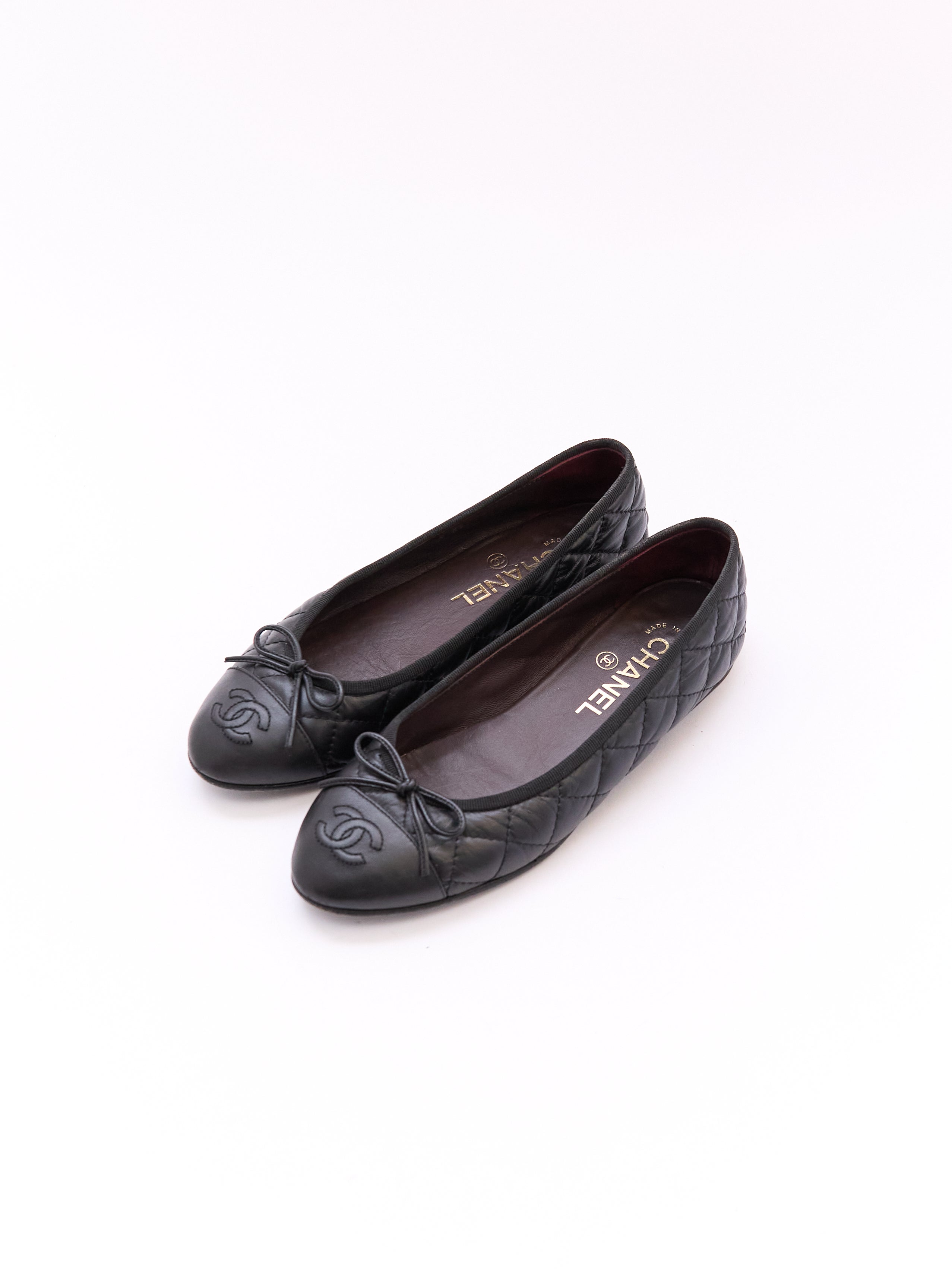 Chanel Black Leather Quilted Cap Toe Flat Size 36