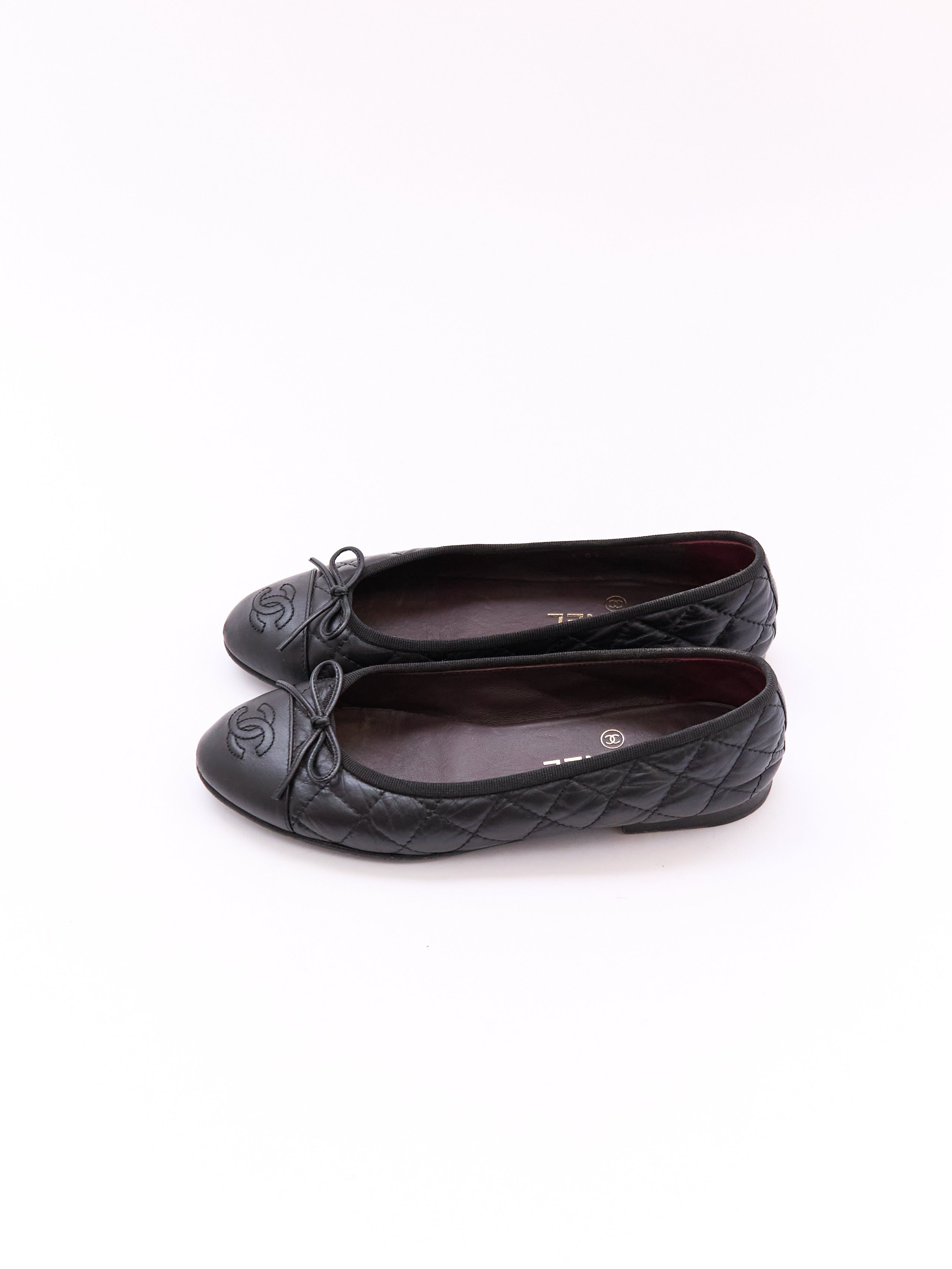 Chanel Black Leather Quilted Cap Toe Flat Size 36