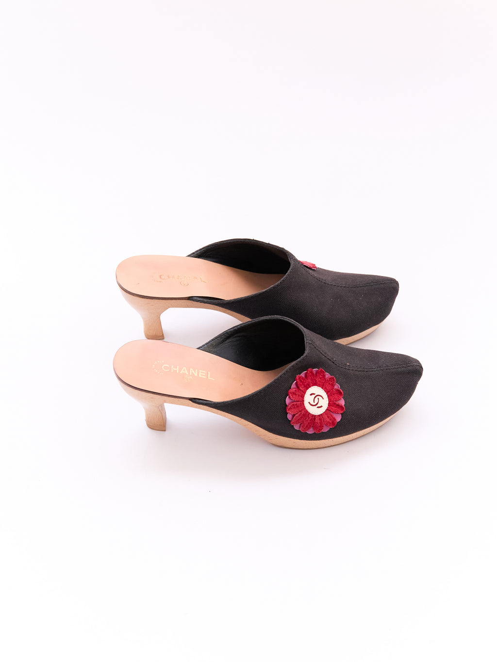 Chanel Red and Black Cap Toe Tweed Flat Size 38