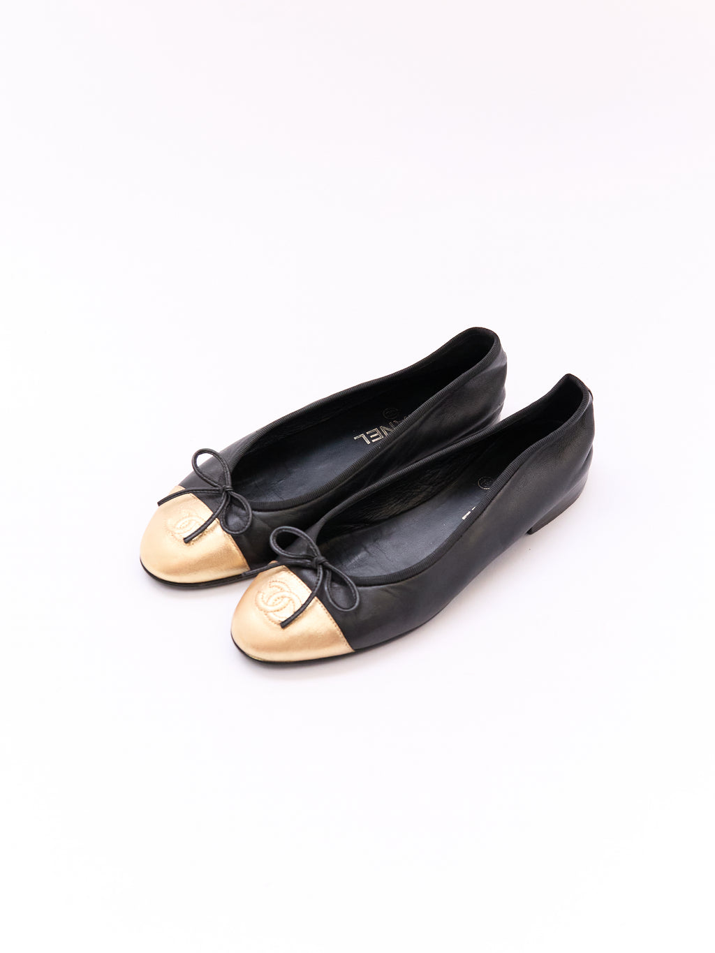 Chanel Black and Gold Leather Cap Toe Flat Size 37