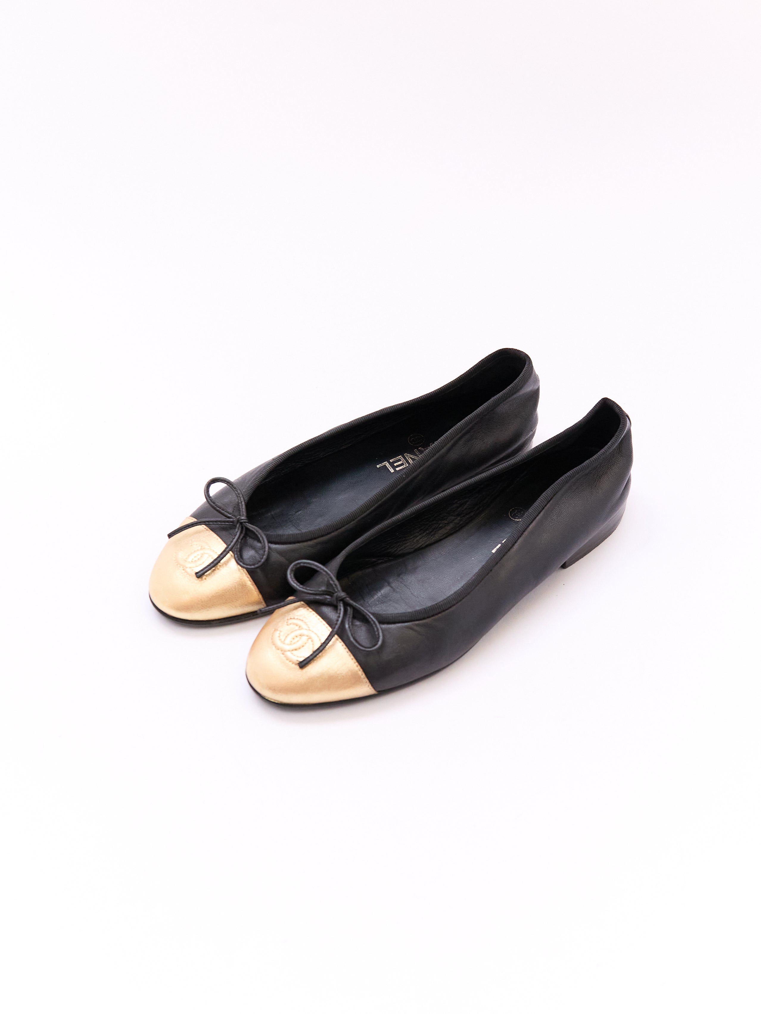 Chanel Black and Gold Leather Cap Toe Flat Size 37
