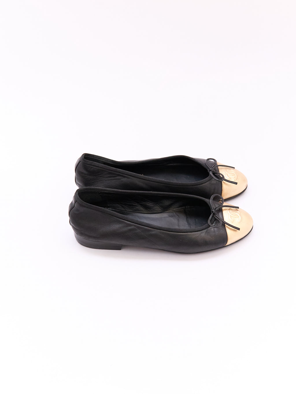 Chanel Black and Gold Leather Cap Toe Flat Size 37
