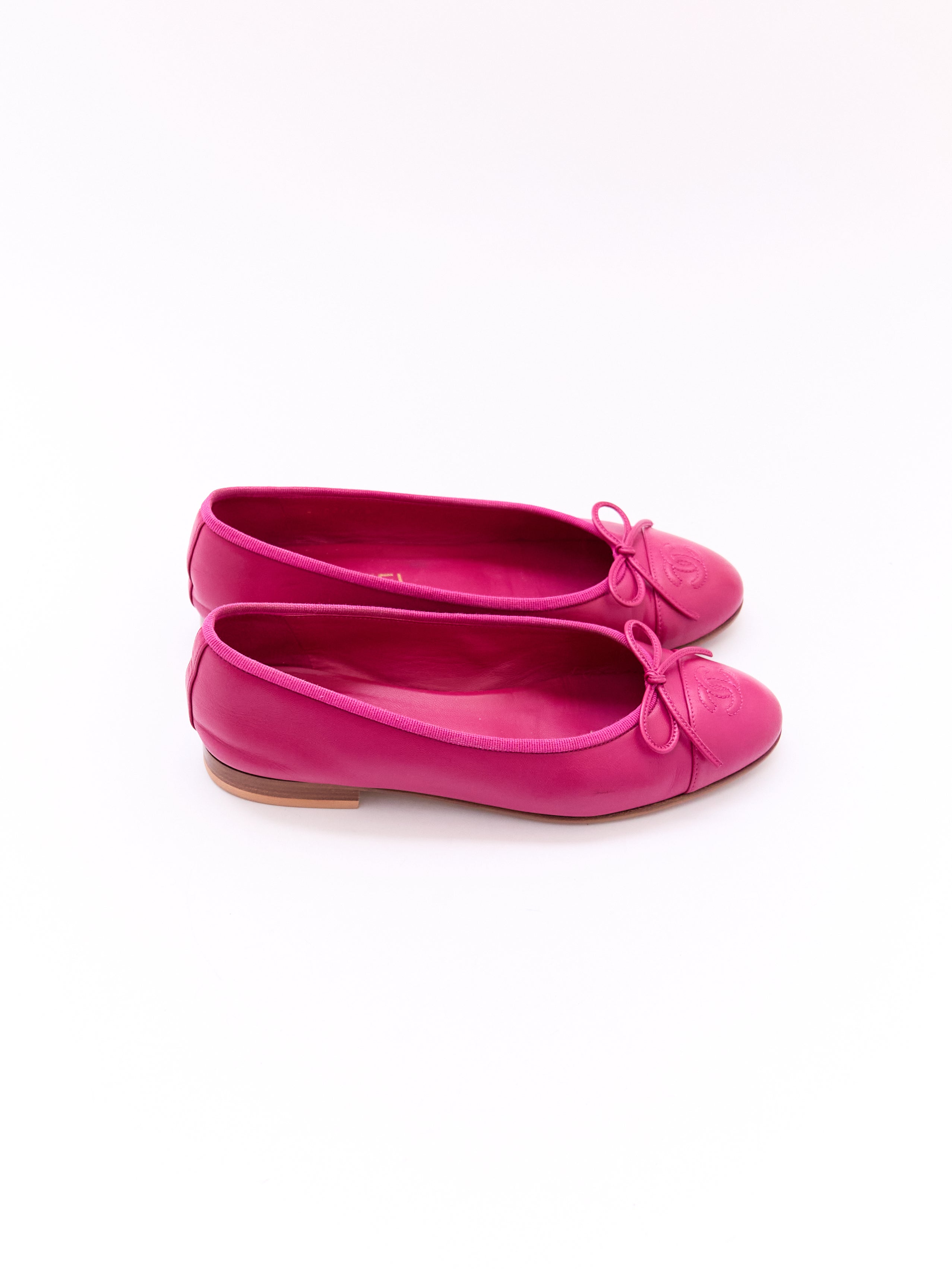 Chanel Pink Leather Flats Size 37.5