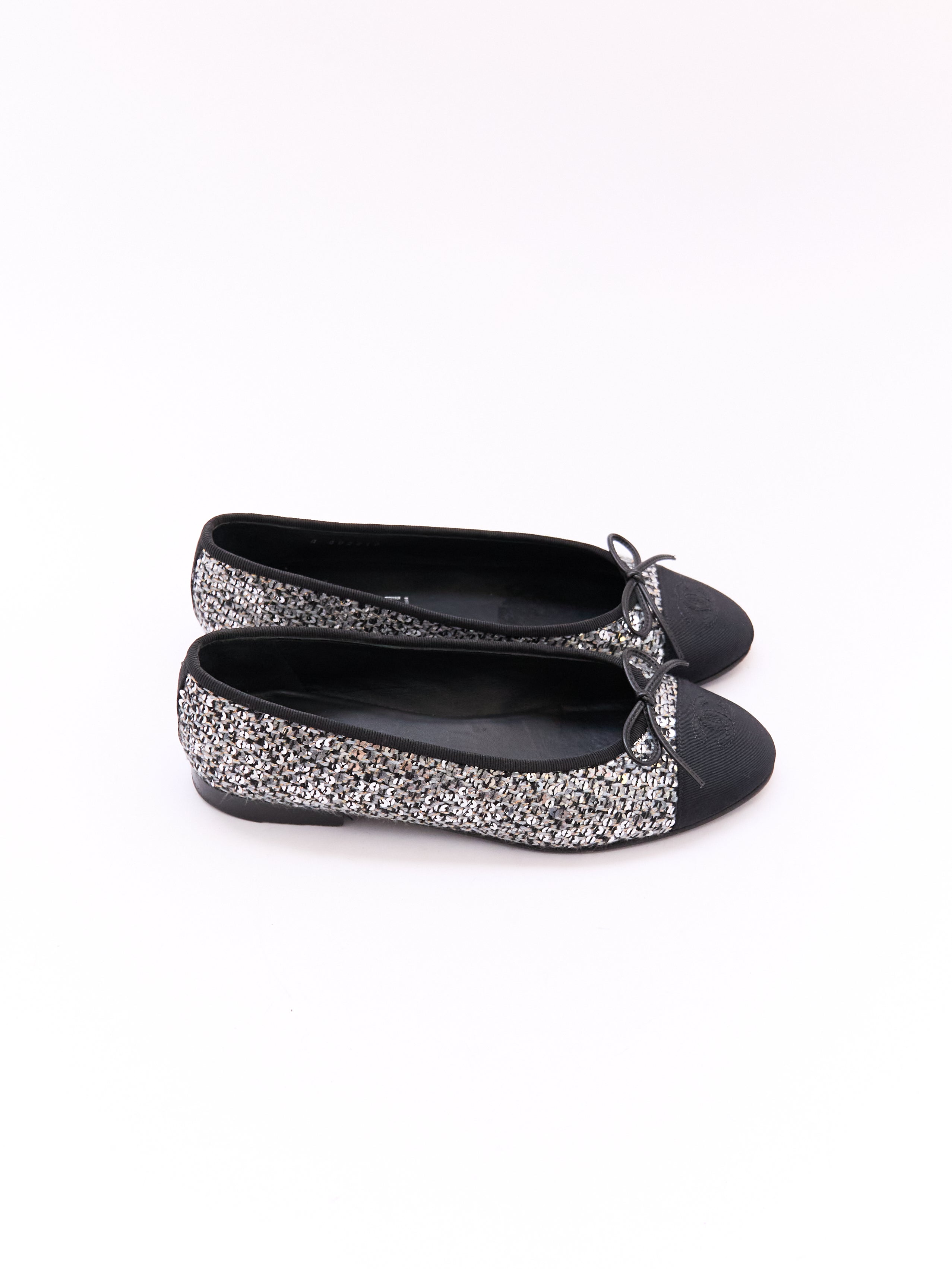 Chanel Black and Silver Sequin Cap Toe Flats Size 37.5