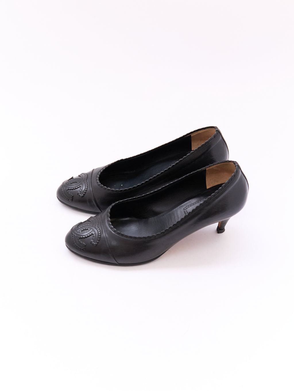 Chanel Black Leather Cap Toe CC Pump Size 38