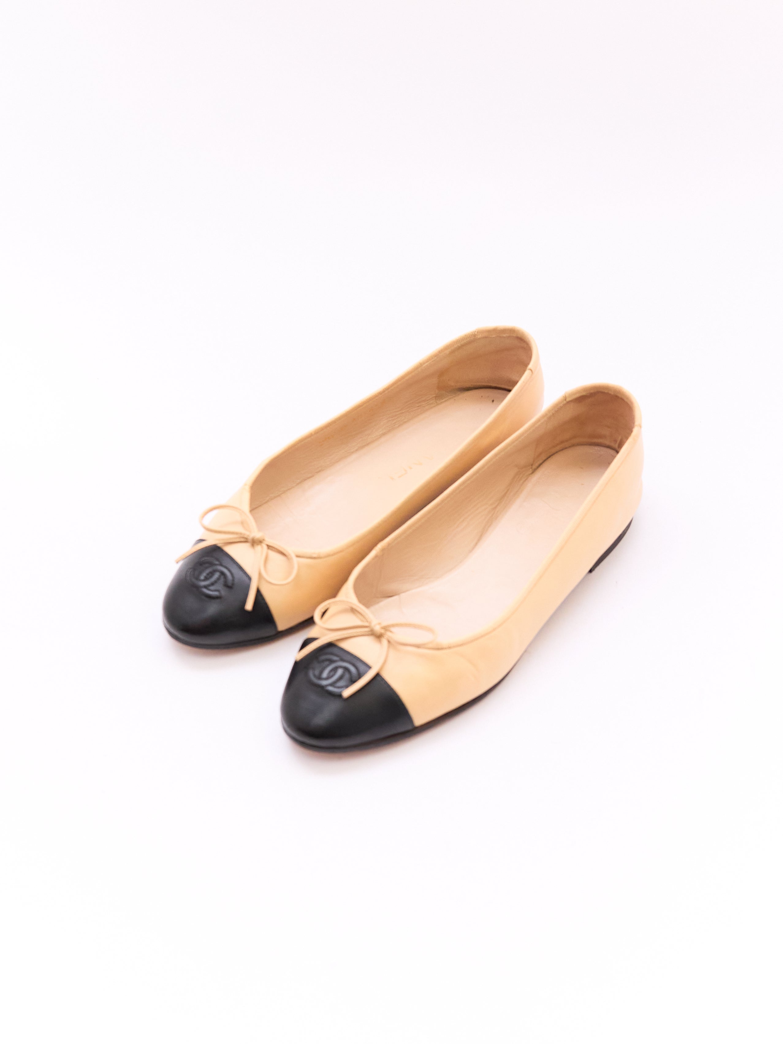 Chanel Beige and Black Cap Toe Flat Size 38.5