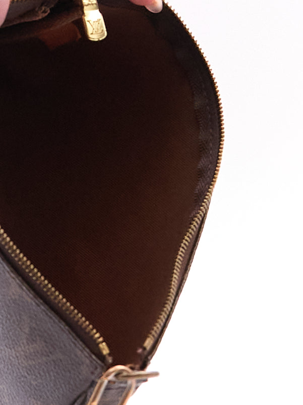 90's Louis Vuitton Monogram Pochette