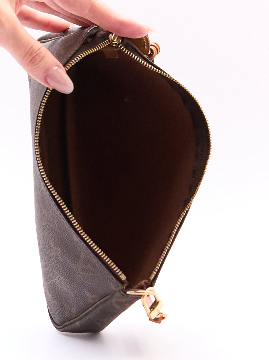 90's Louis Vuitton Monogram Pochette
