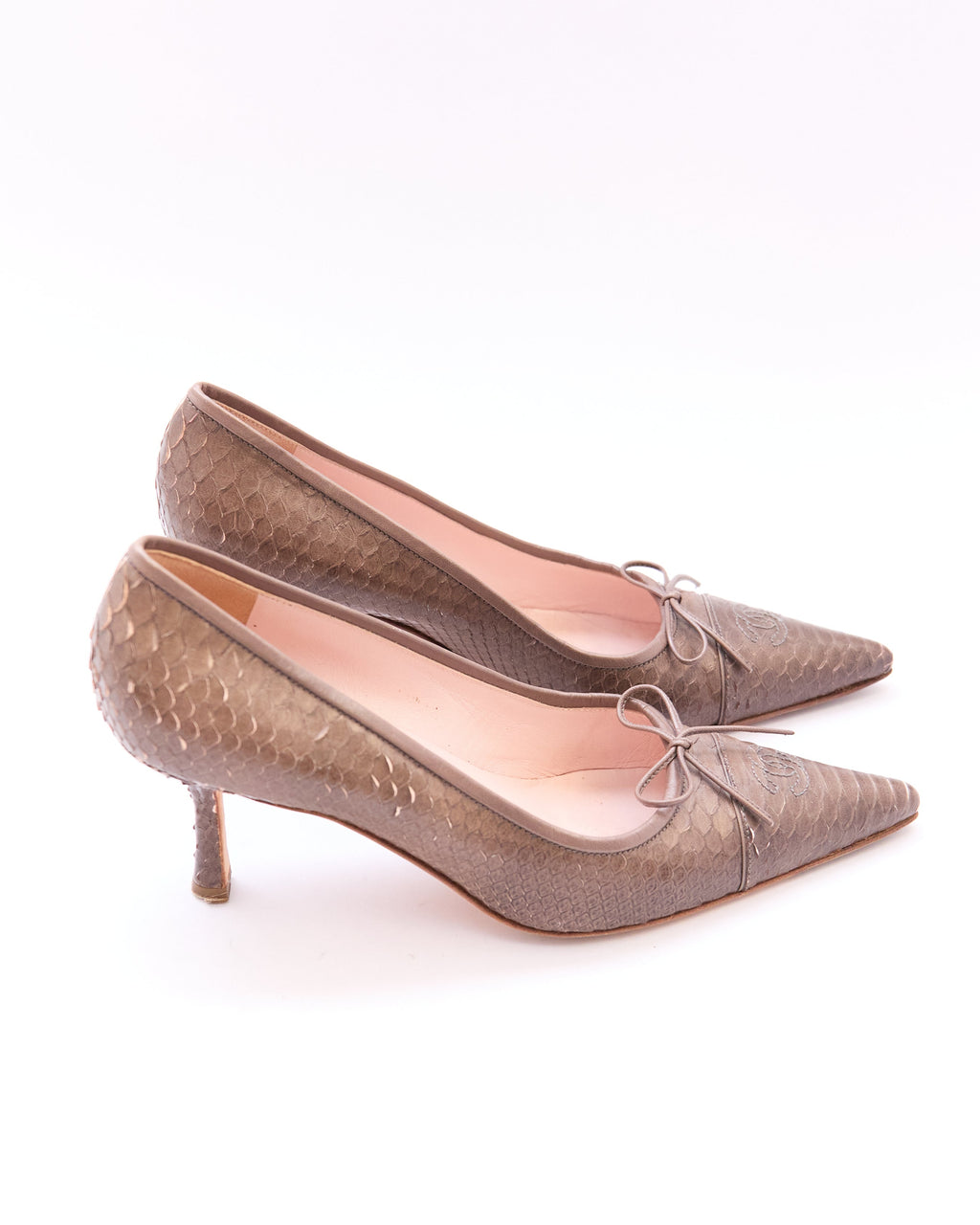Chanel Grey Leather Python Embossed Pumps Size 39