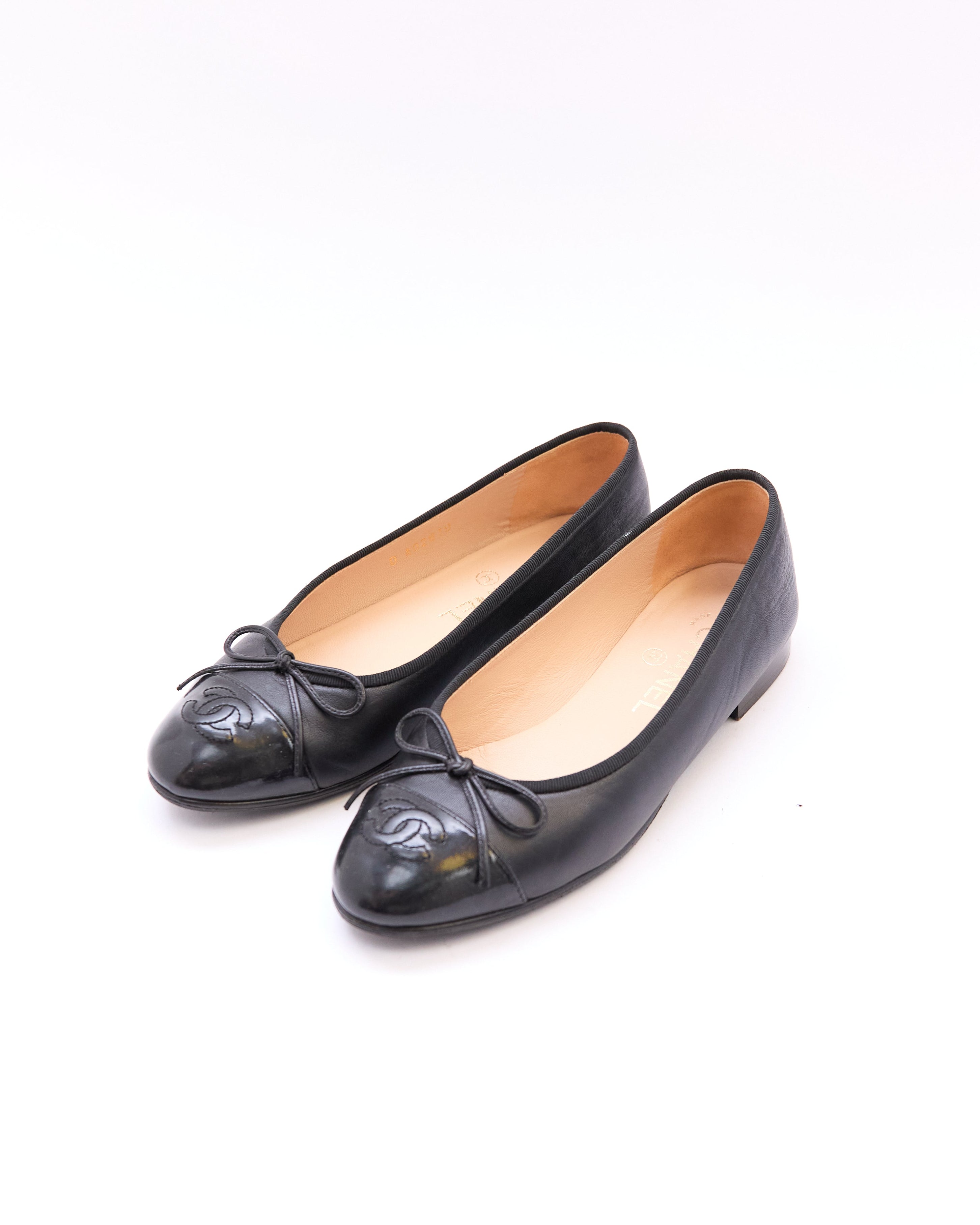 Chanel Black Leather Patent Toe Flats Size 36